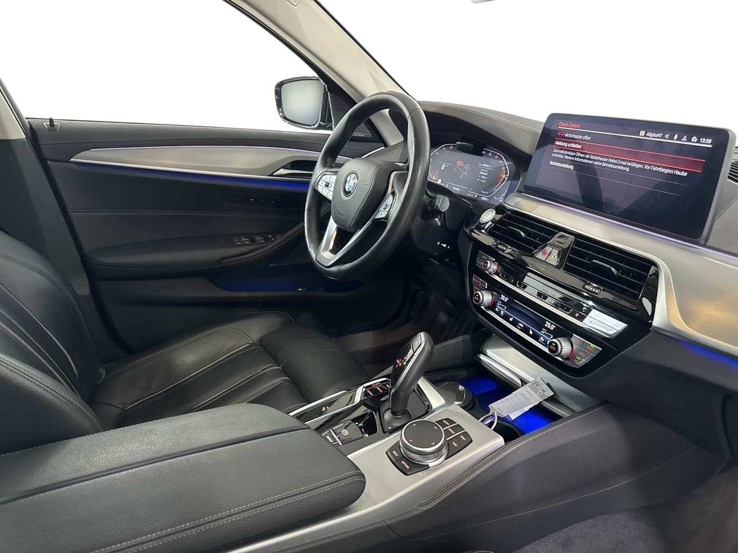 BMW 540d xDrive Touring Steptronic Luxury Line photo