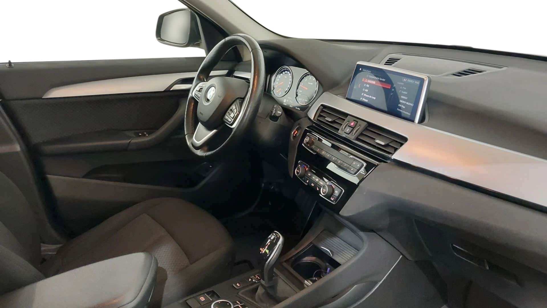 BMW X1 xDrive20i Steptronic photo
