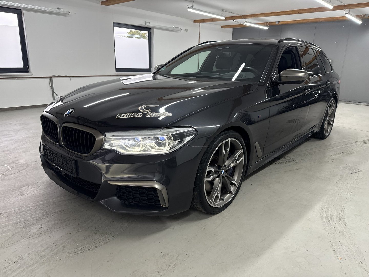 BMW M550d xDrive Sport-Automatic