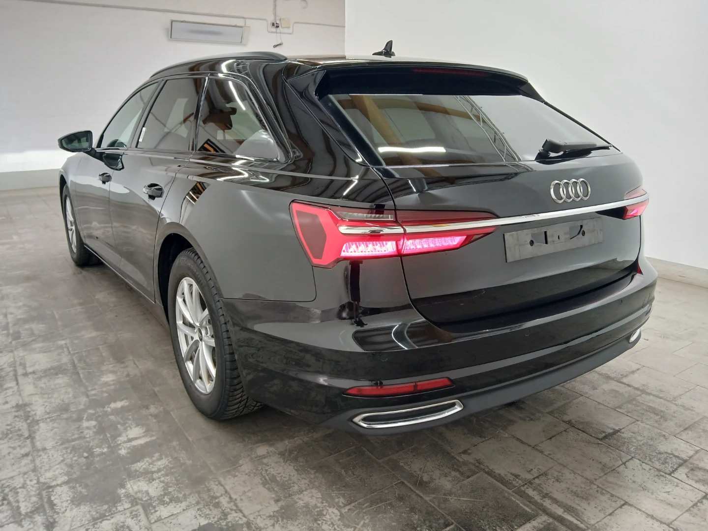 Audi A6 Avant 40 TDI S-tronic photo