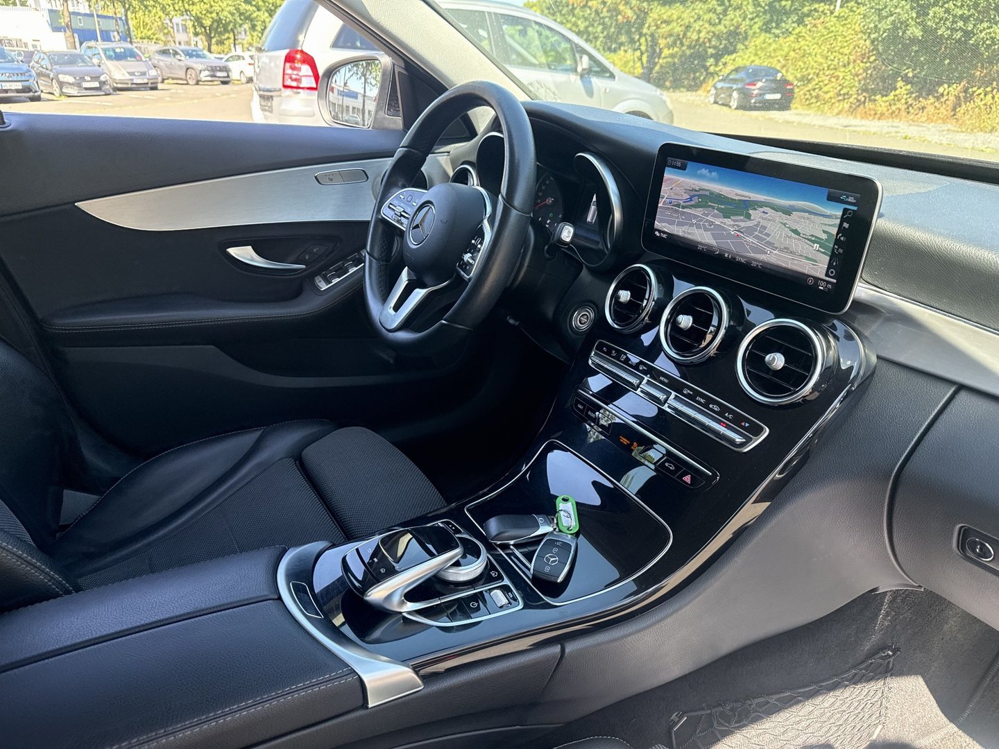 Mercedes-Benz C 200 d T 9G-TRONIC Avantgarde photo
