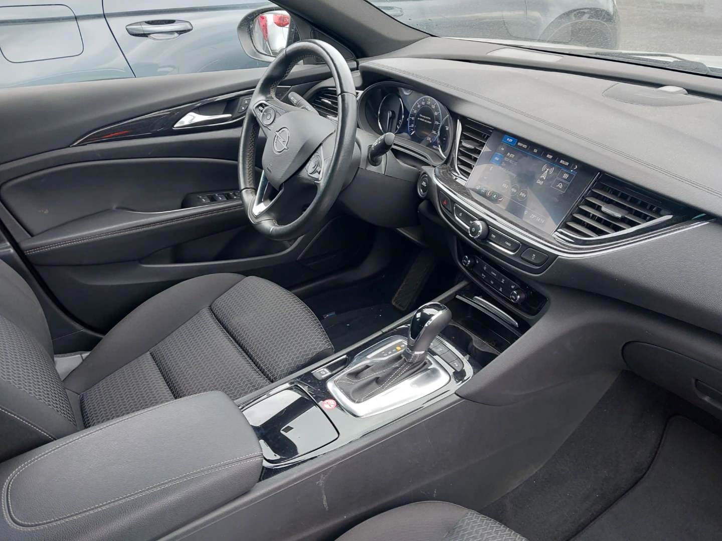 Opel Insignia Sports Tourer 1,5 CDTI Automatik Business photo
