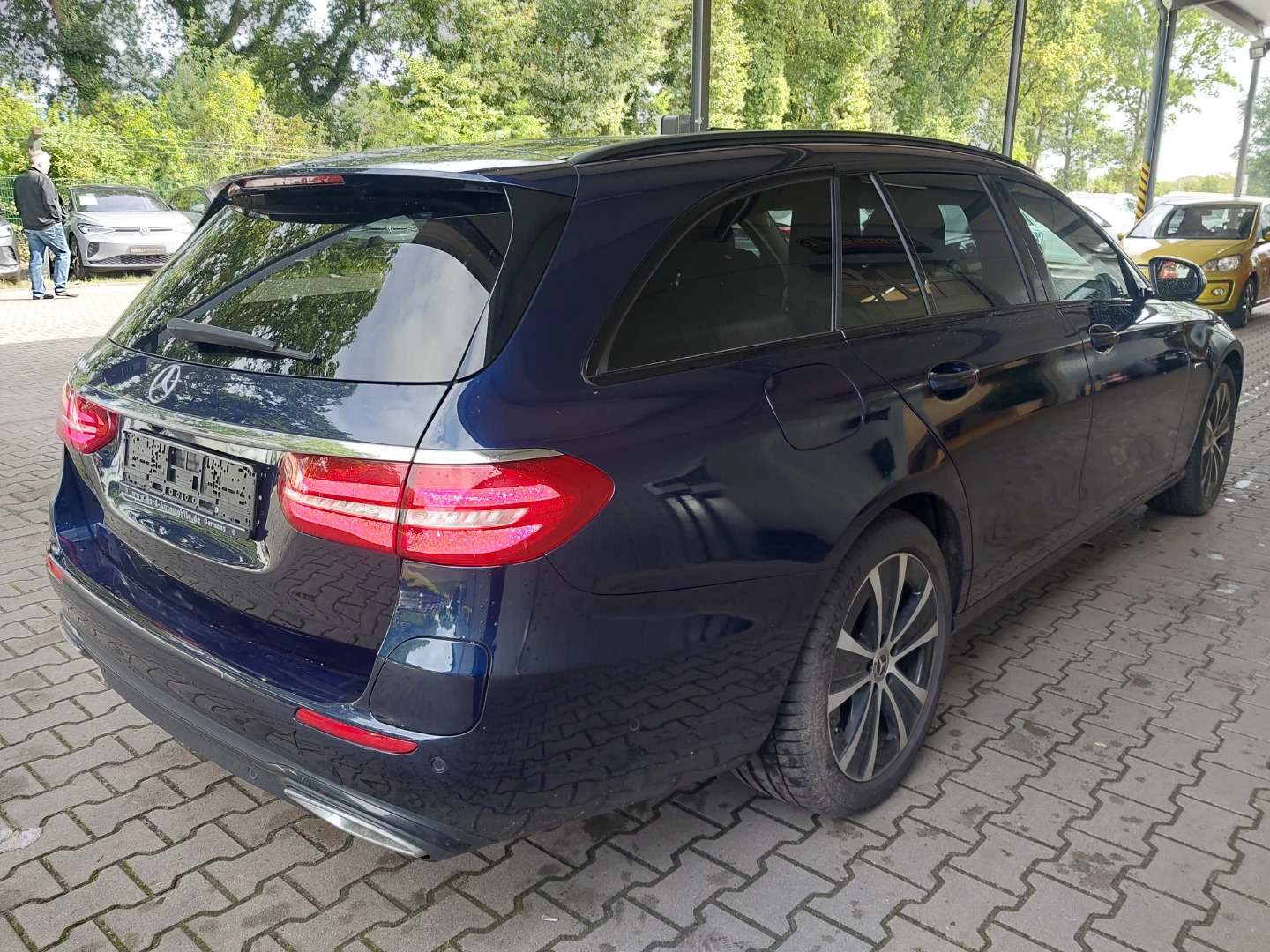 Mercedes-Benz E 300 T de Automatik  Avantgarde photo