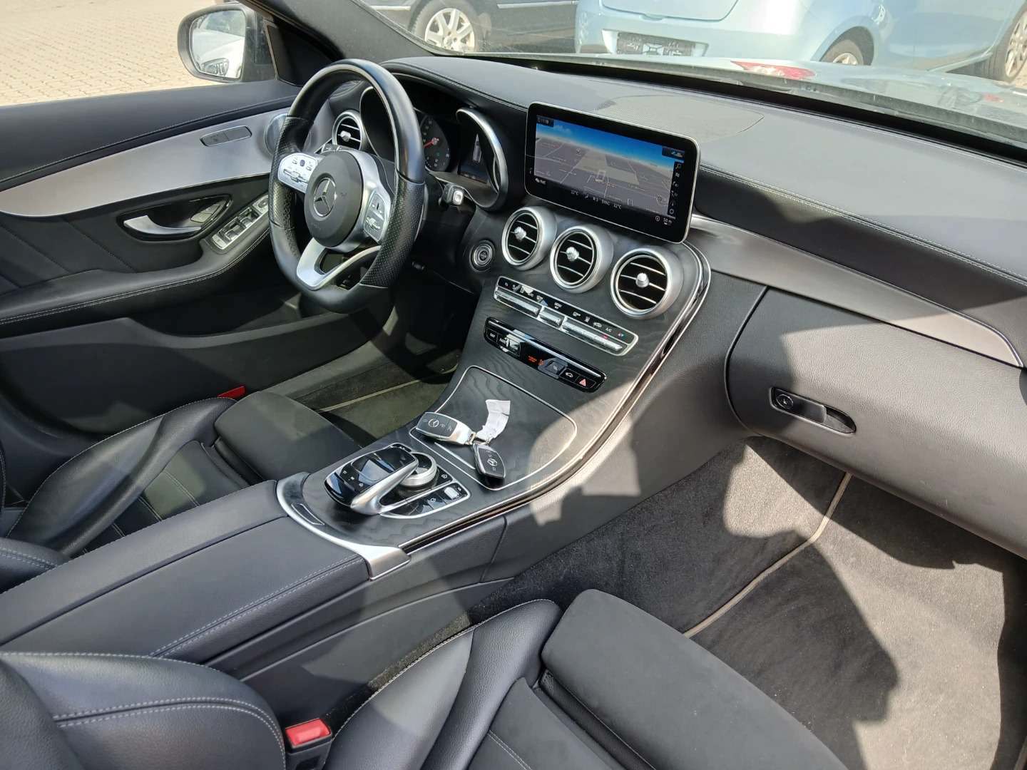 Mercedes-Benz C 300 de T 9G-TRONIC AMG Line photo