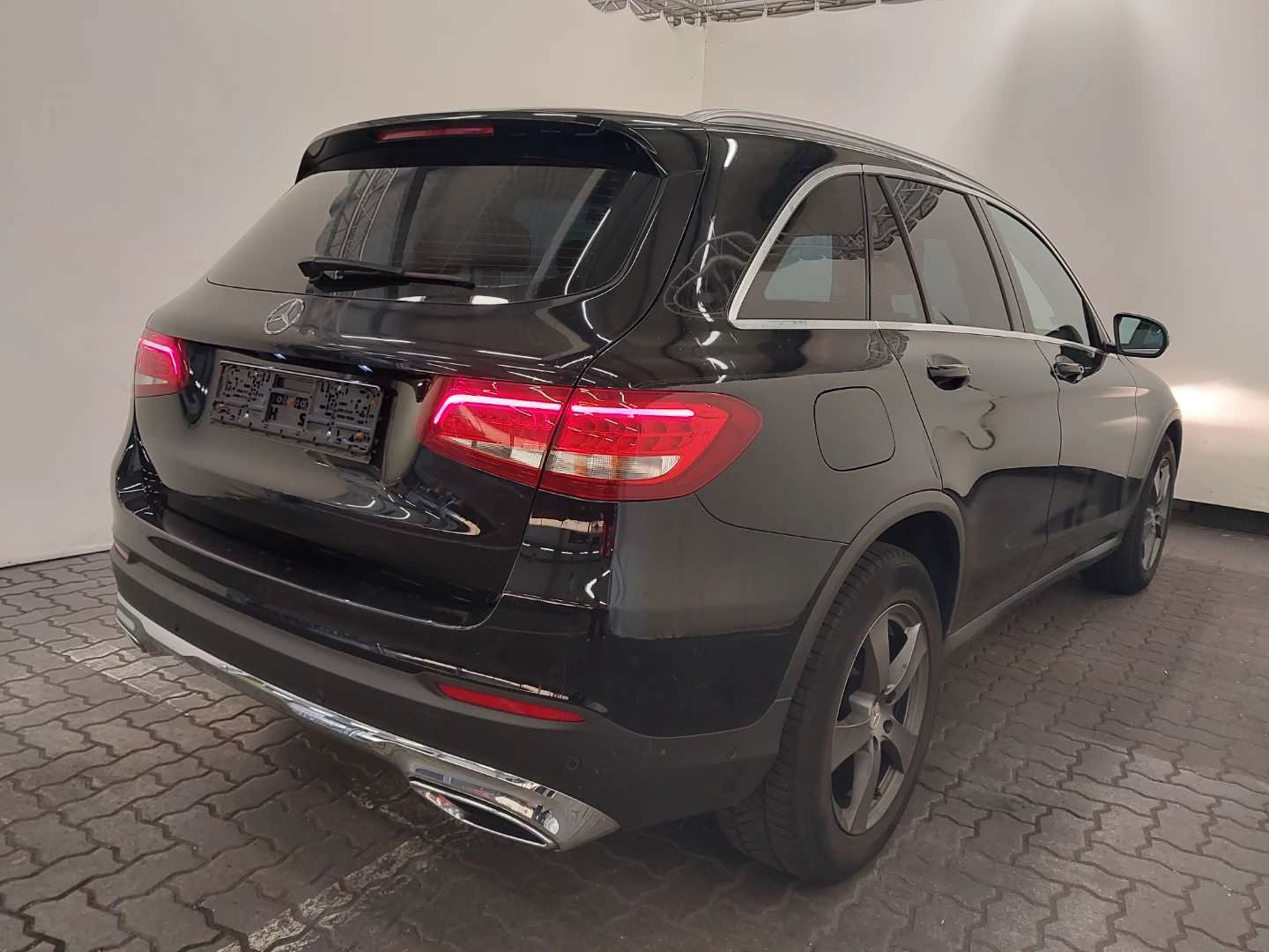 Mercedes-Benz GLC 250 d 4Matic 9G-Tronic Exclusive photo