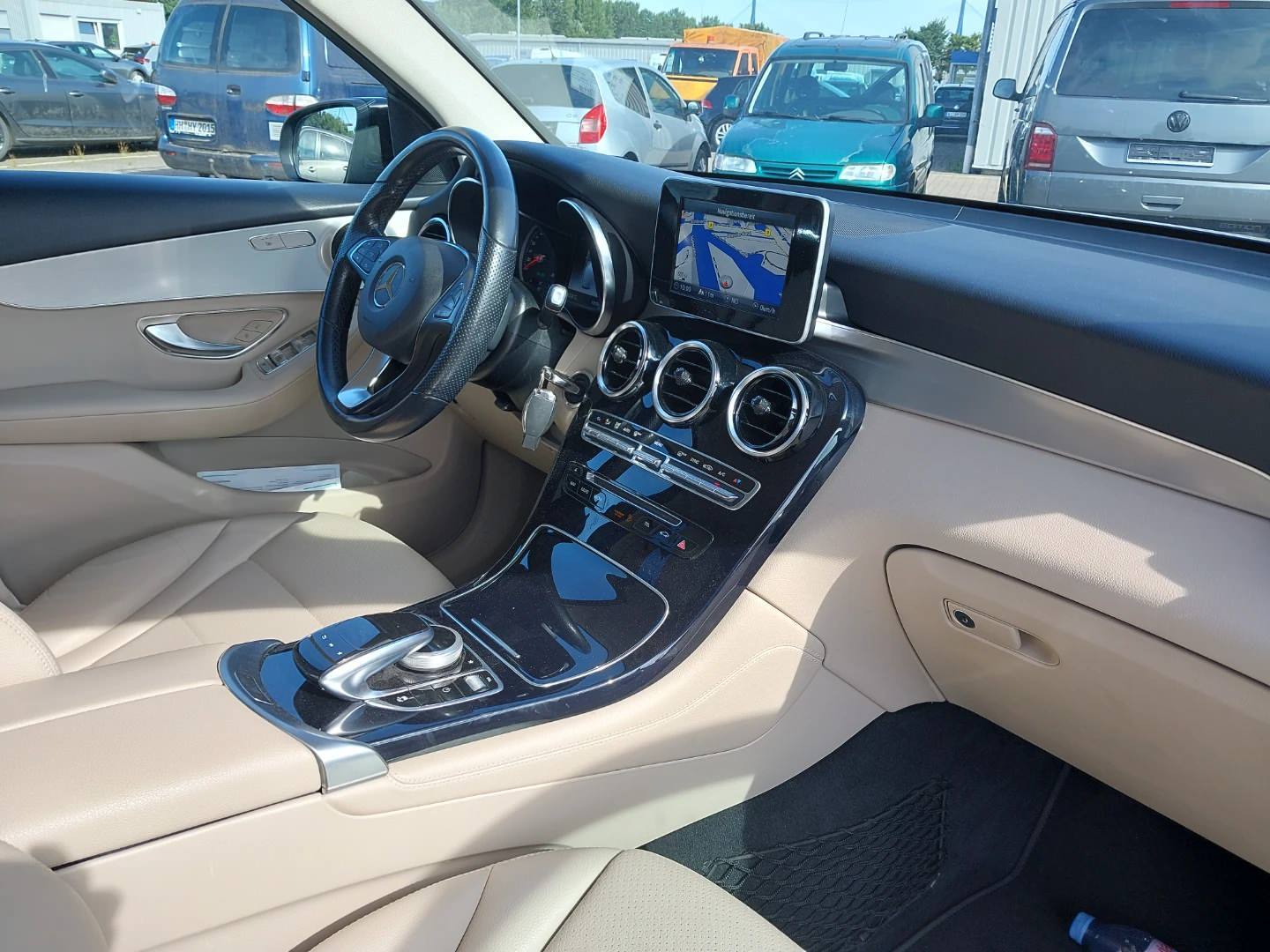 Mercedes-Benz GLC 250 d 4Matic 9G-Tronic Exclusive photo