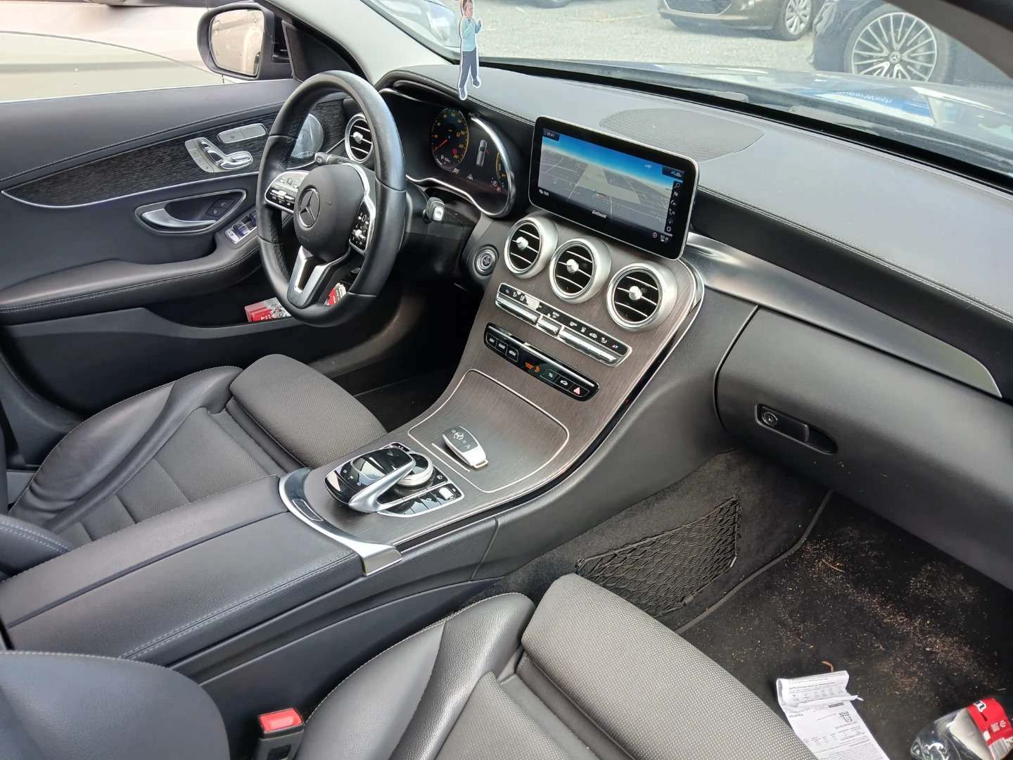 Mercedes-Benz C 300 de T 9G-TRONIC AMG Line photo