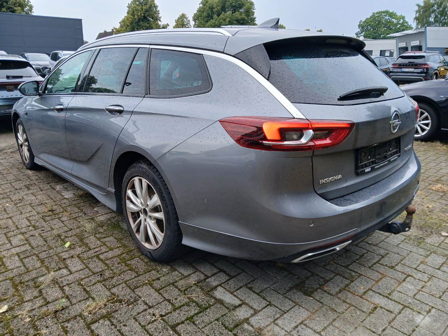 Opel Insignia Sports Tourer 2,0 CDTI Automatik Business Innovation photo