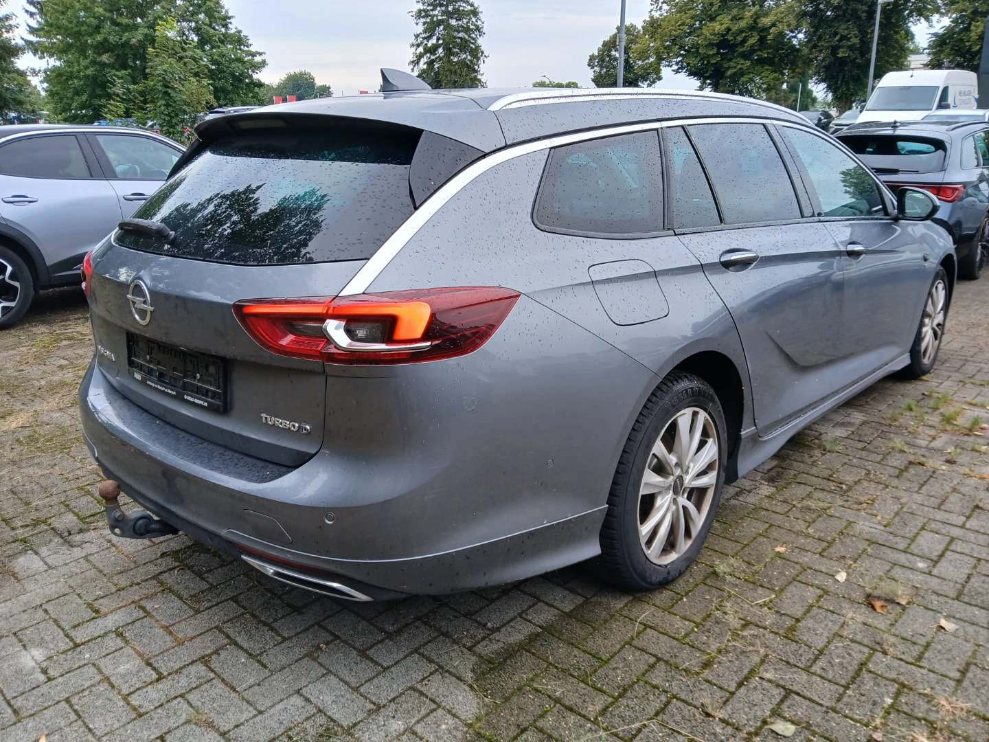 Opel Insignia Sports Tourer 2,0 CDTI Automatik Business Innovation photo