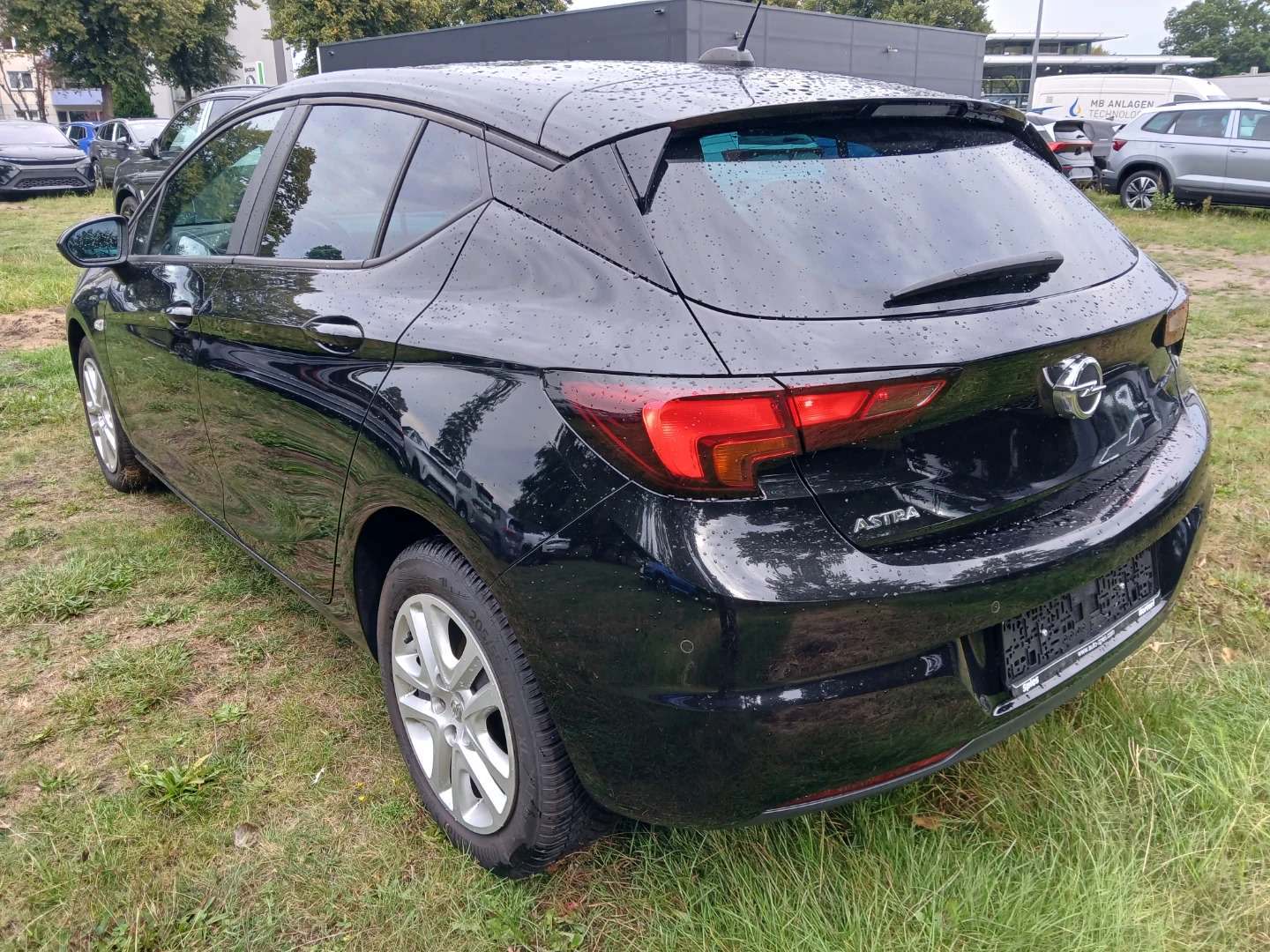 Opel Astra 1,2 Edition photo