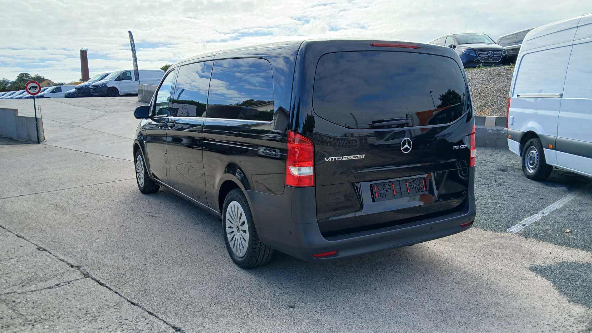 Mercedes-Benz Vito Tourer 116 CDI extralang RWD Automatik Pro photo