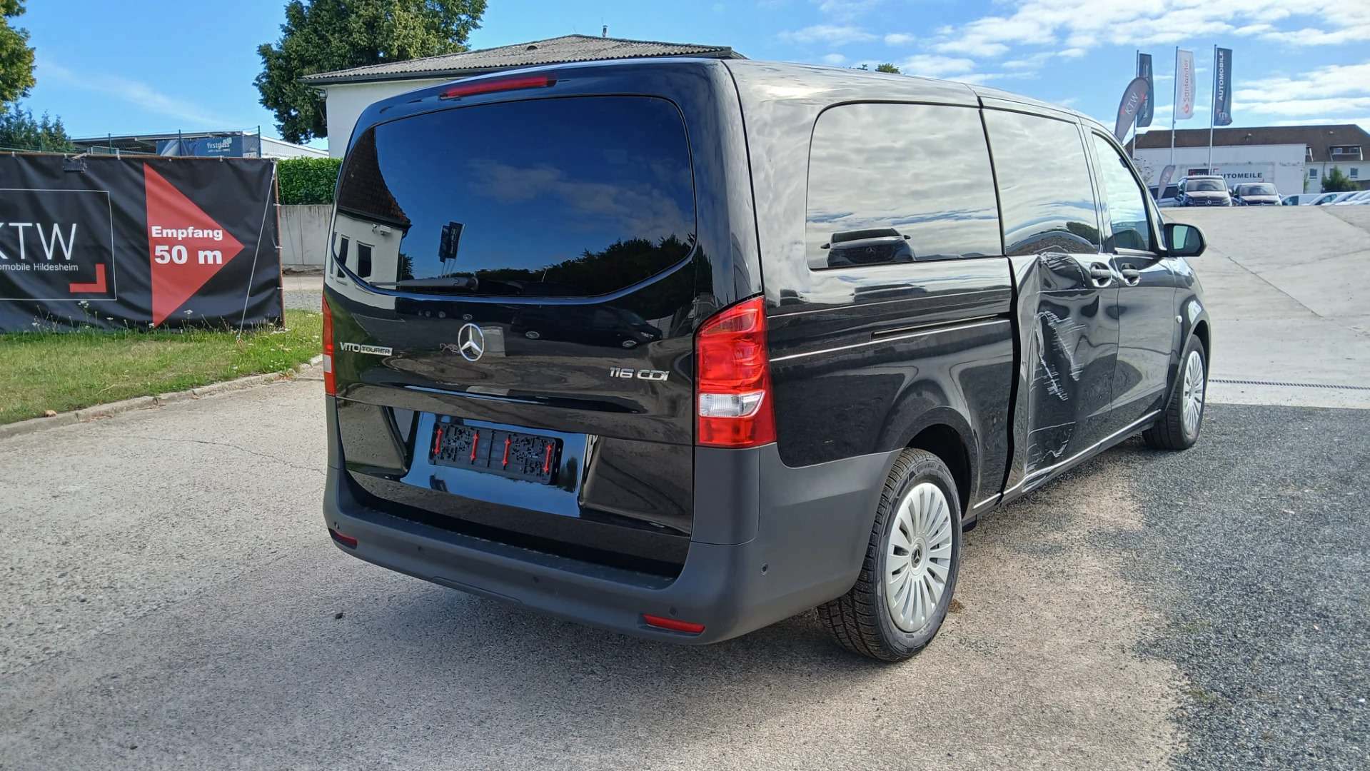Mercedes-Benz Vito Tourer 116 CDI extralang RWD Automatik Pro photo