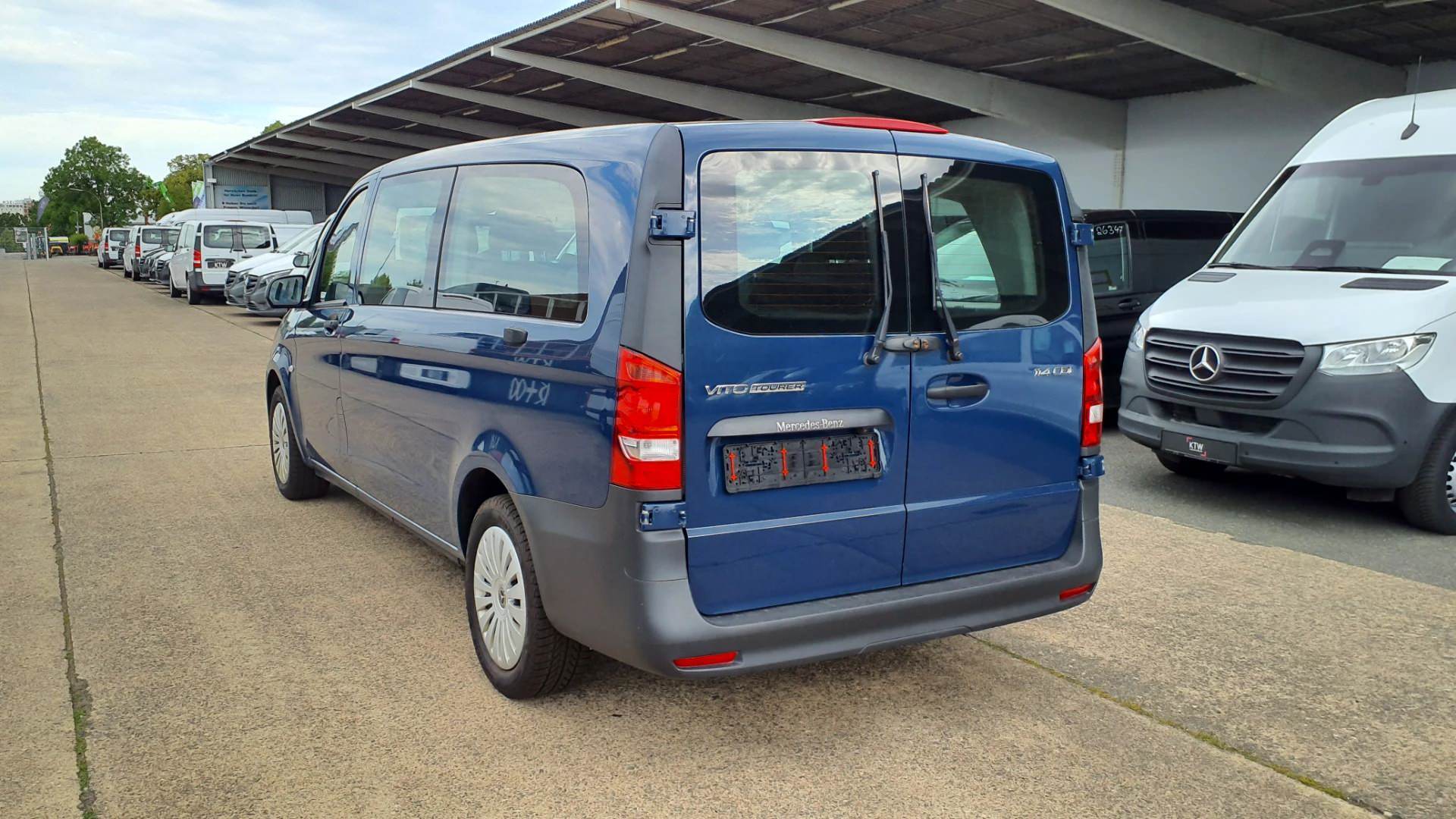 Mercedes-Benz Vito Tourer 114 CDI extralang Automatik Pro photo