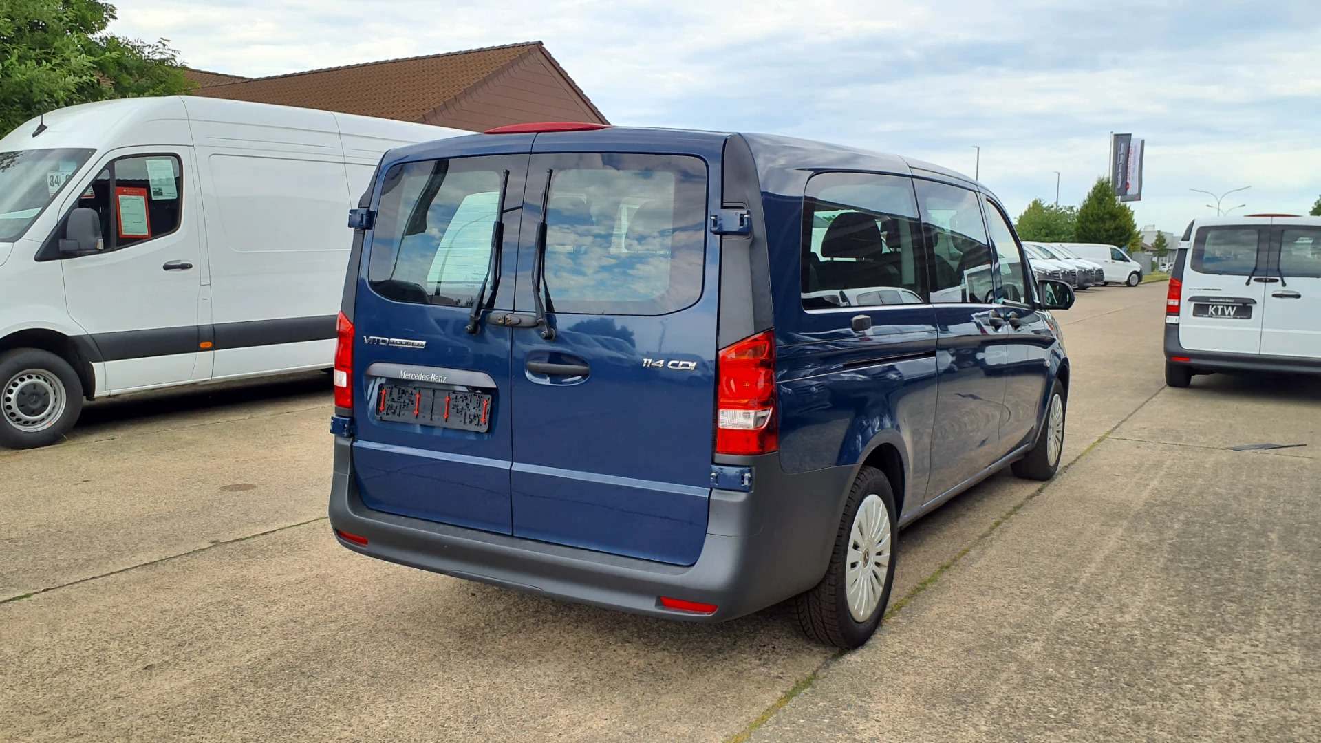 Mercedes-Benz Vito Tourer 114 CDI extralang Automatik Pro photo