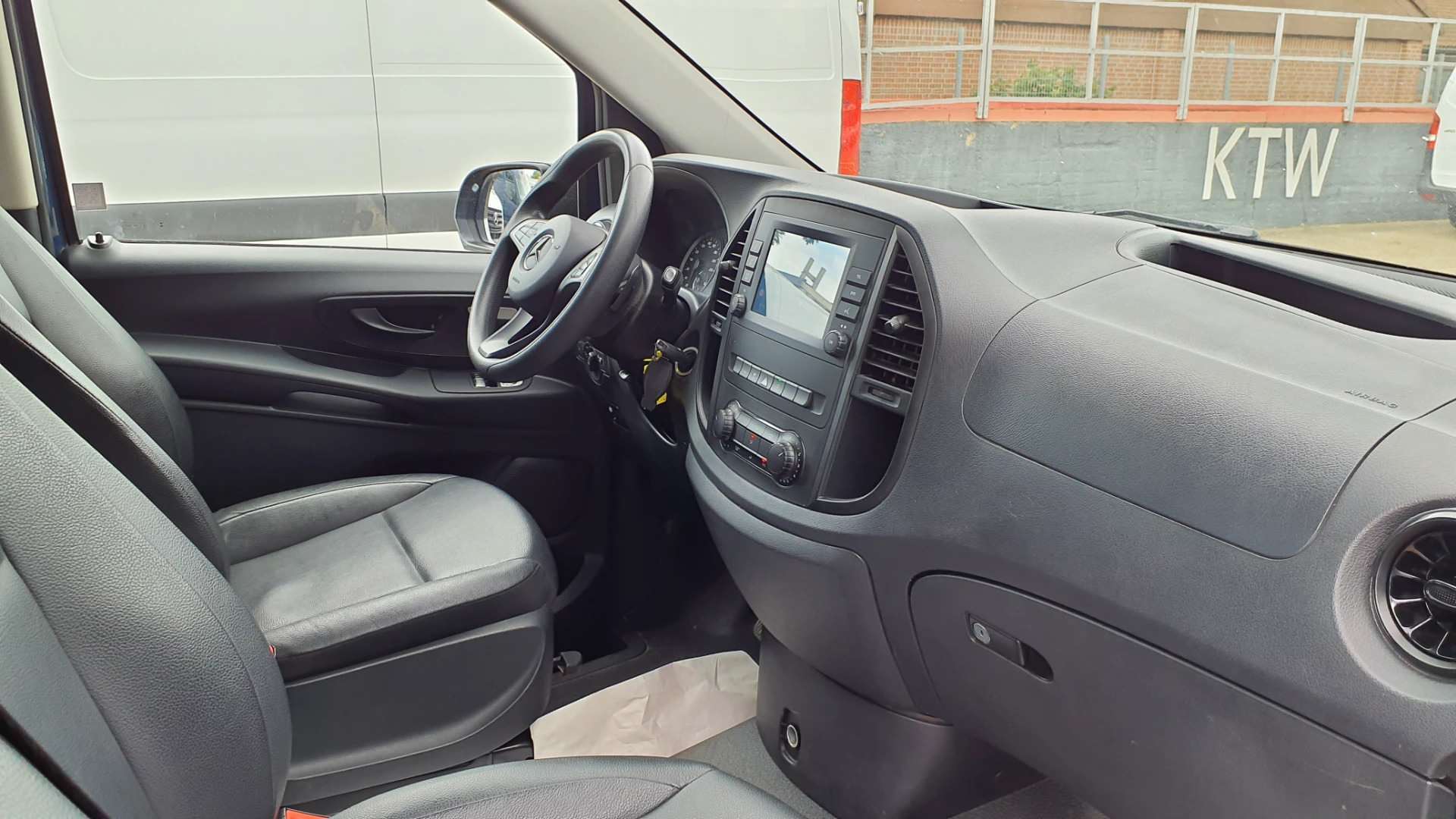 Mercedes-Benz Vito Tourer 114 CDI extralang Automatik Pro photo