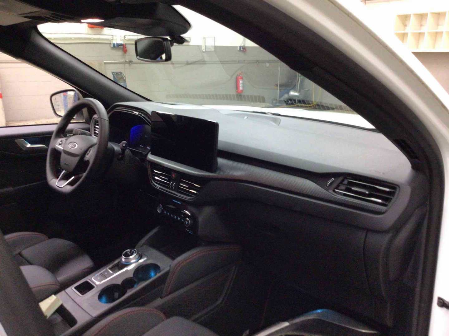Ford Kuga 1,5 Automatik ST-Line X photo