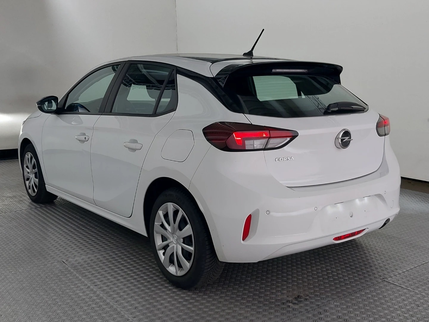 Opel Corsa 1,2 Automatik Edition photo