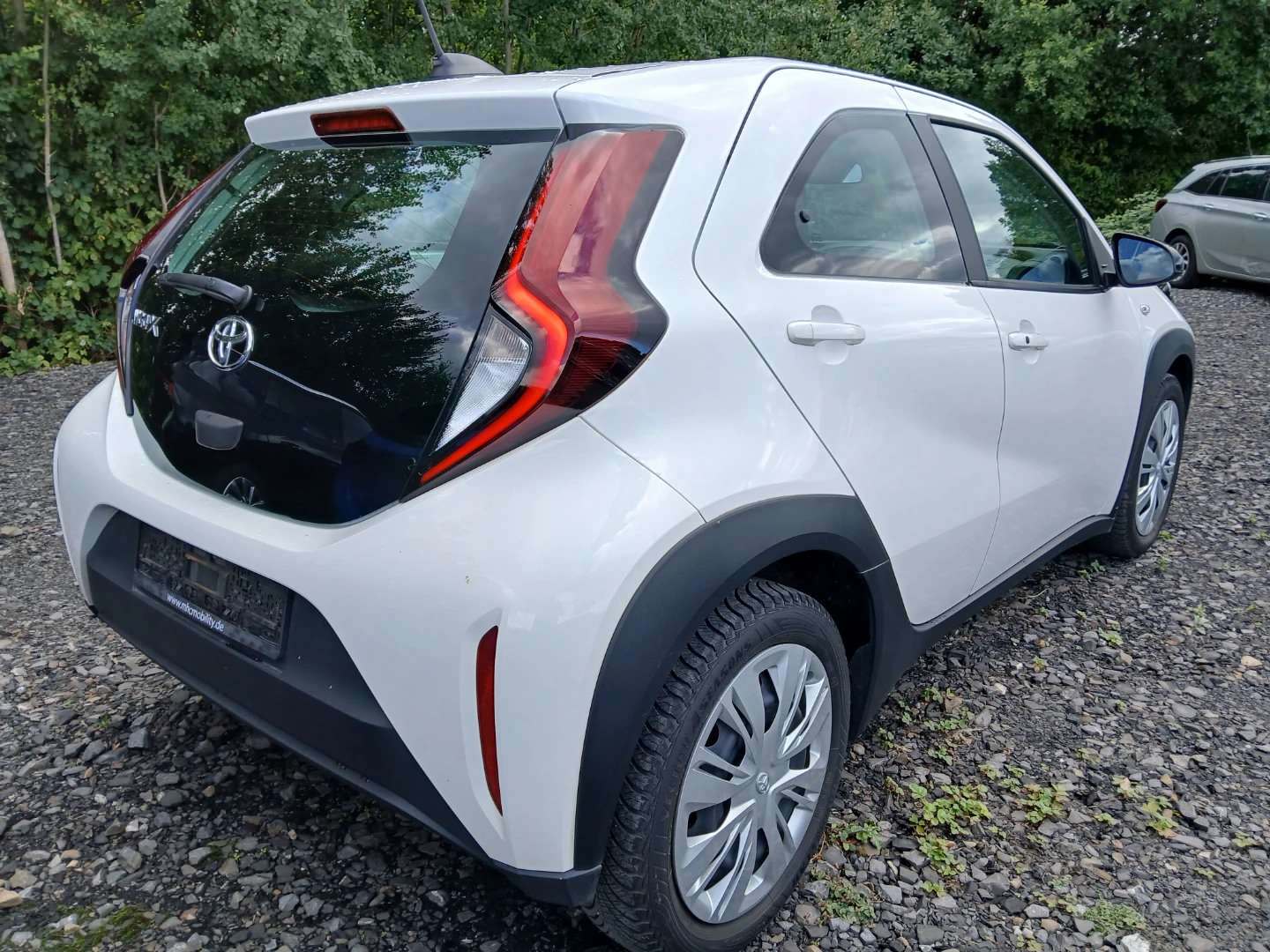 Toyota Aygo X 1,0  Play photo