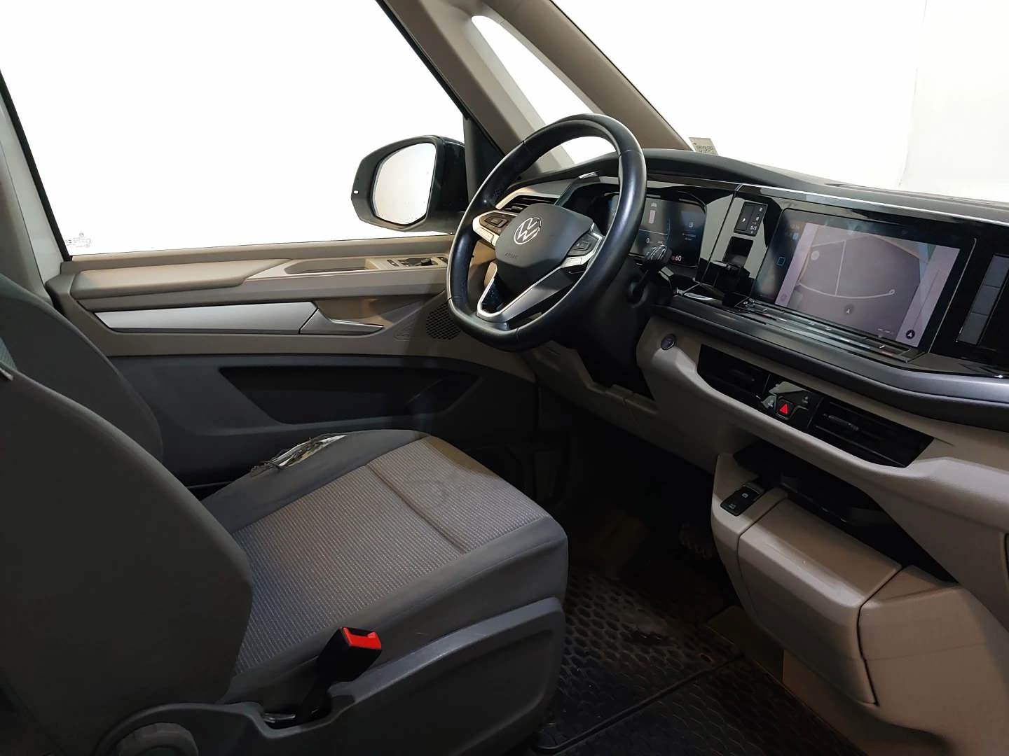 VW Multivan lang 1,5 TSI DSG photo