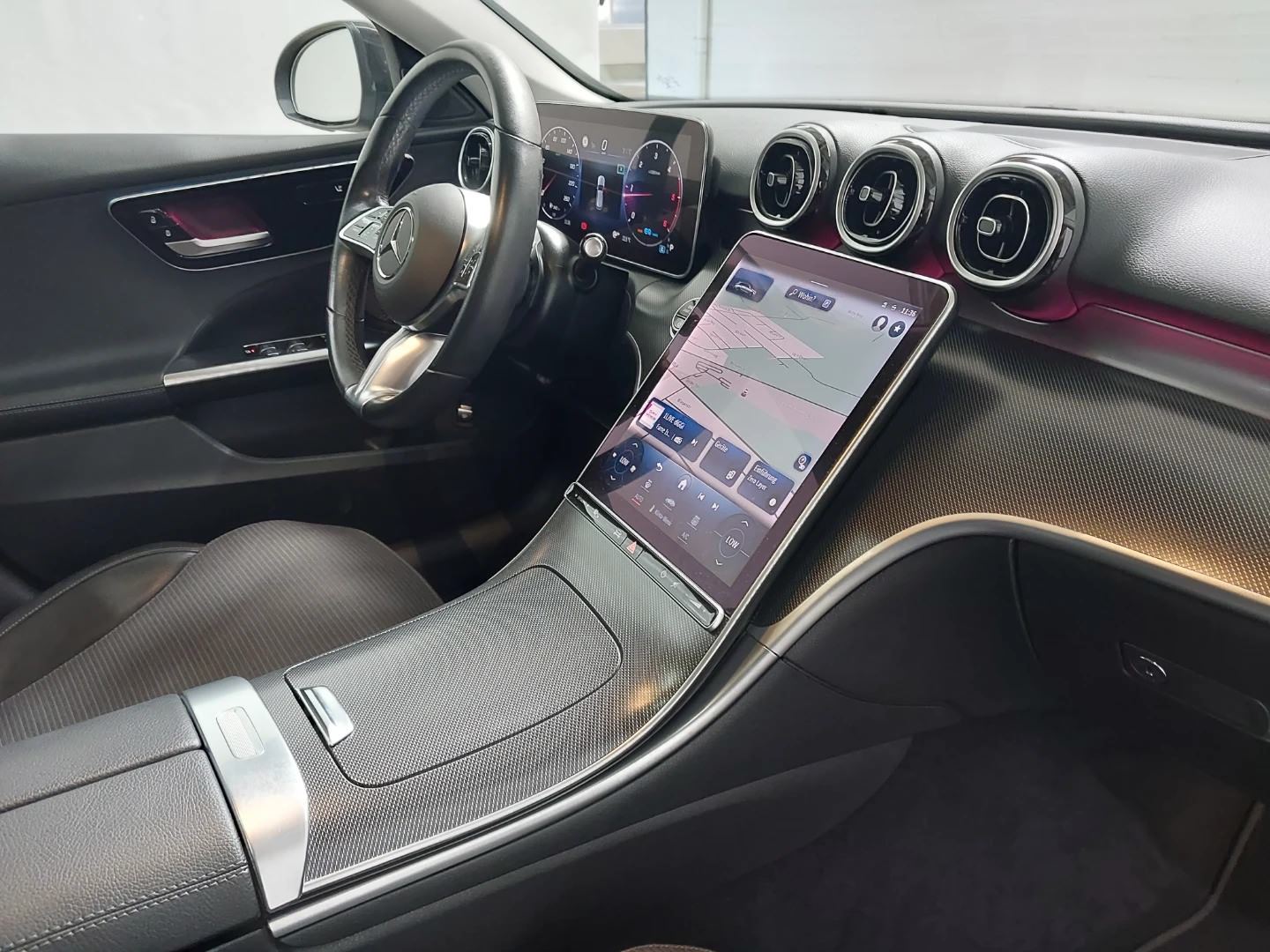 Mercedes-Benz C 220 d T 9G-TRONIC Avantgarde photo