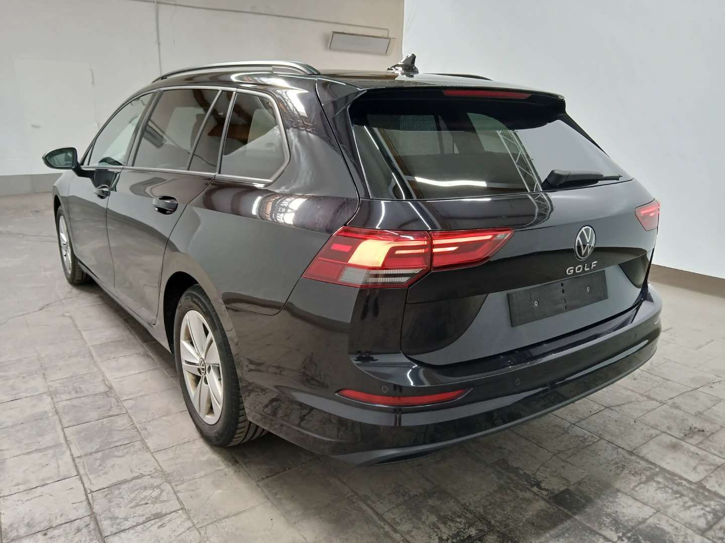 VW Golf Variant 2,0 TDI Life photo