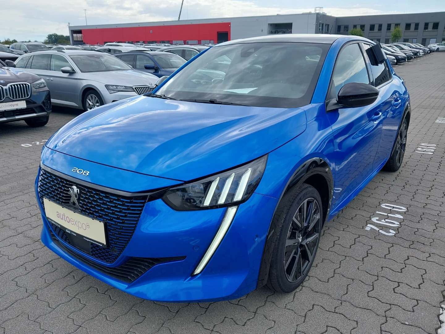 Peugeot e-208 GT