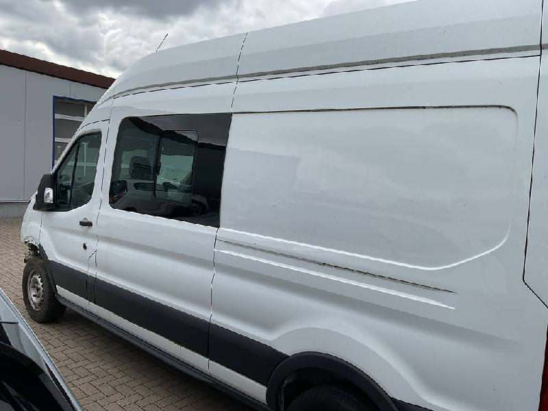 Ford Transit 350 Kasten L3 2,0 TDCI ПОВРЕЖДЕНИЕ ДВИГАТЕЛЯ photo