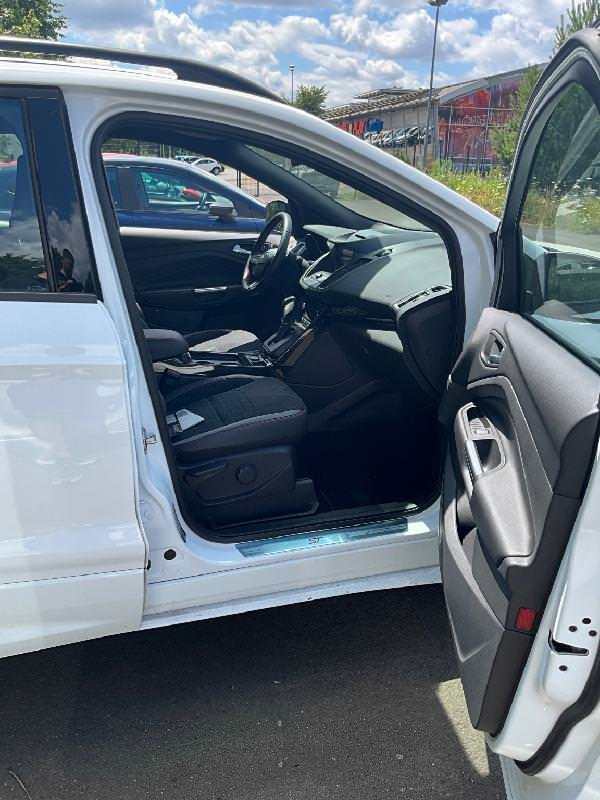 Ford Kuga 1,5 EcoBoost Automatik ST-Line photo