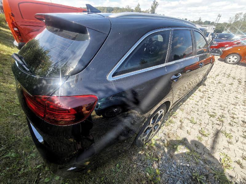 Kia Ceed Sportswagon 1,5 T-GDI DCT Spirit photo