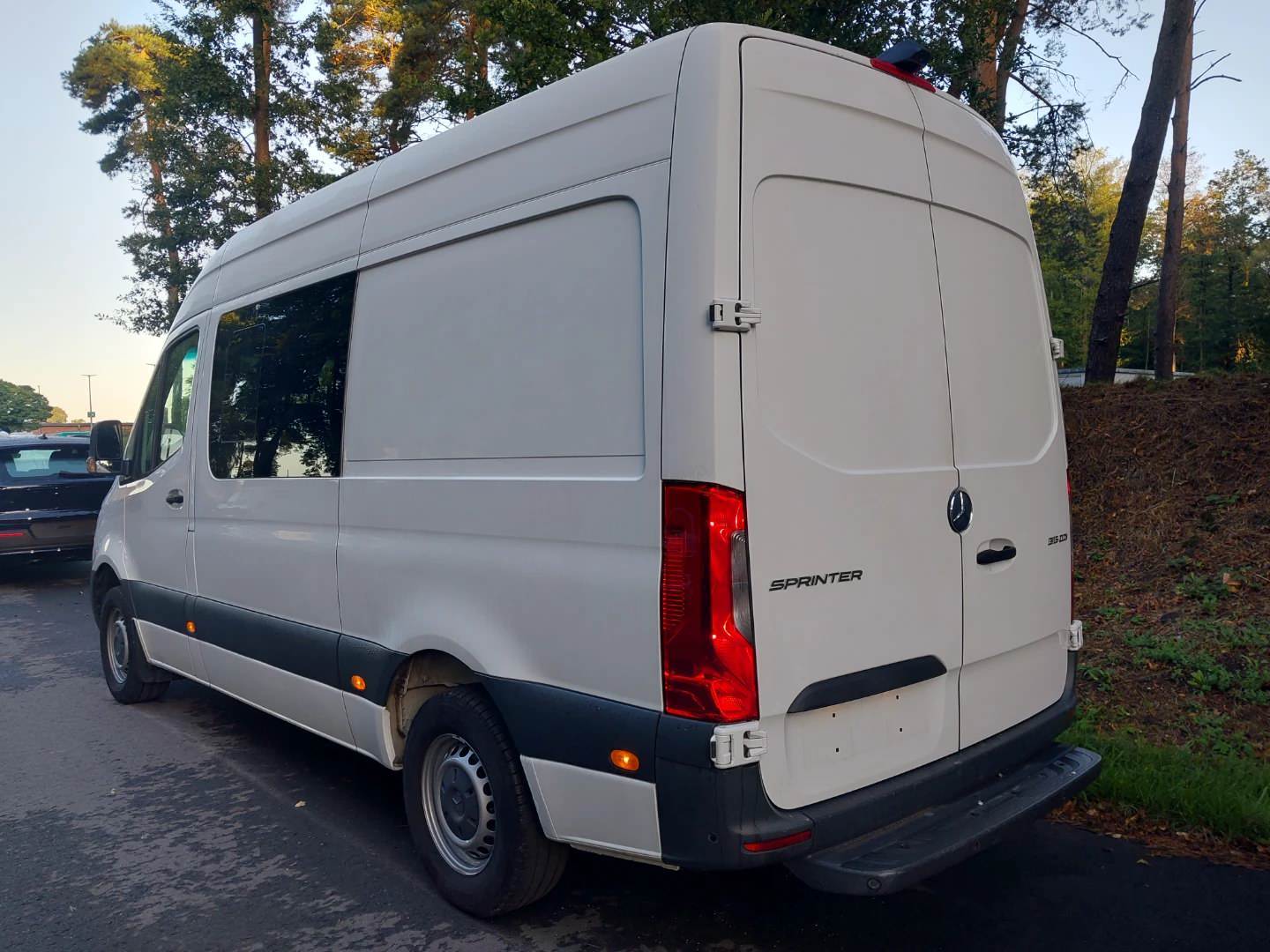 Mercedes-Benz Sprinter Doka Kasten 315 CDI MR photo