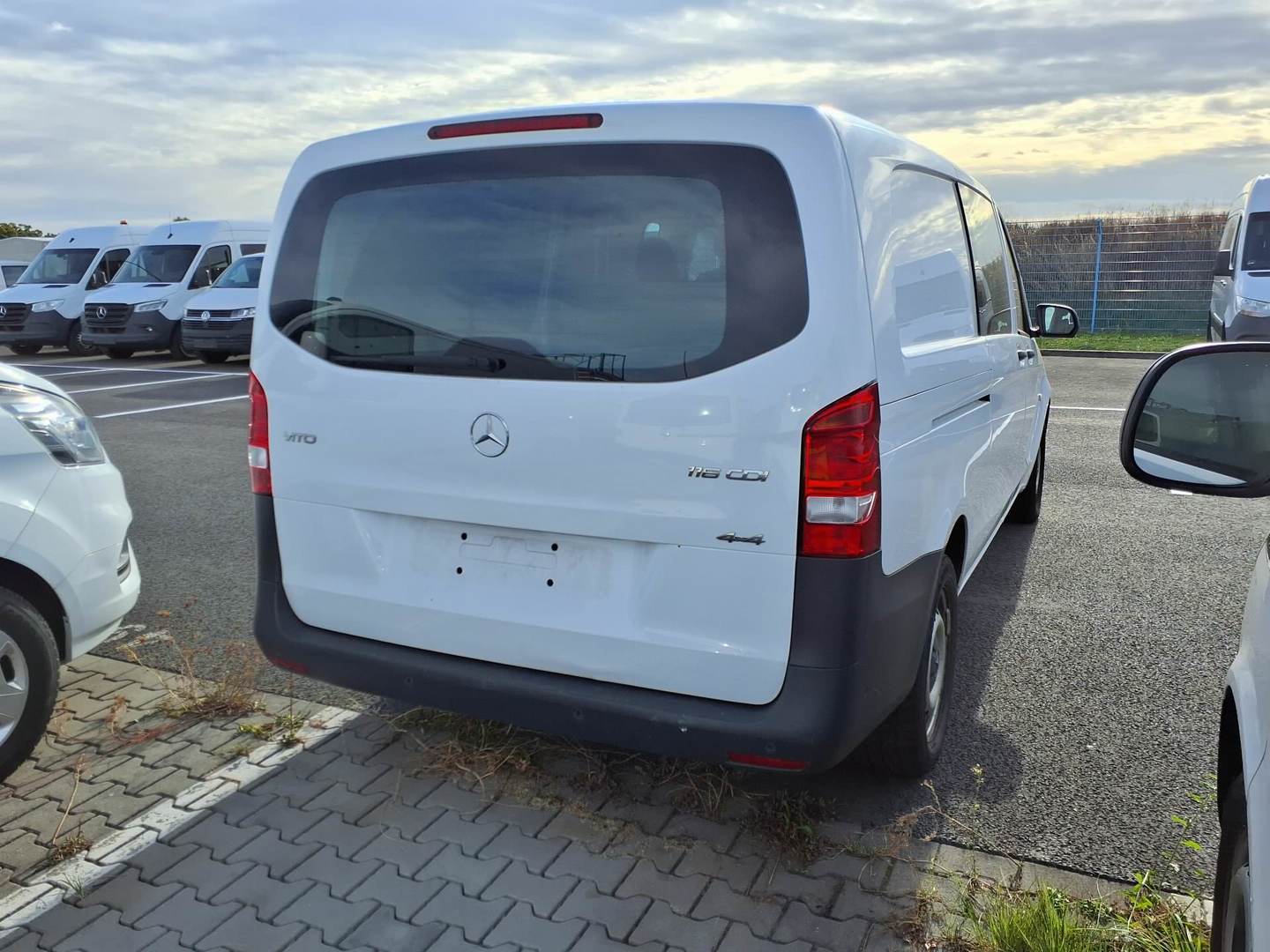 Mercedes-Benz Vito Mixto Kasten 116 CDI LR 4x4 GTronic photo