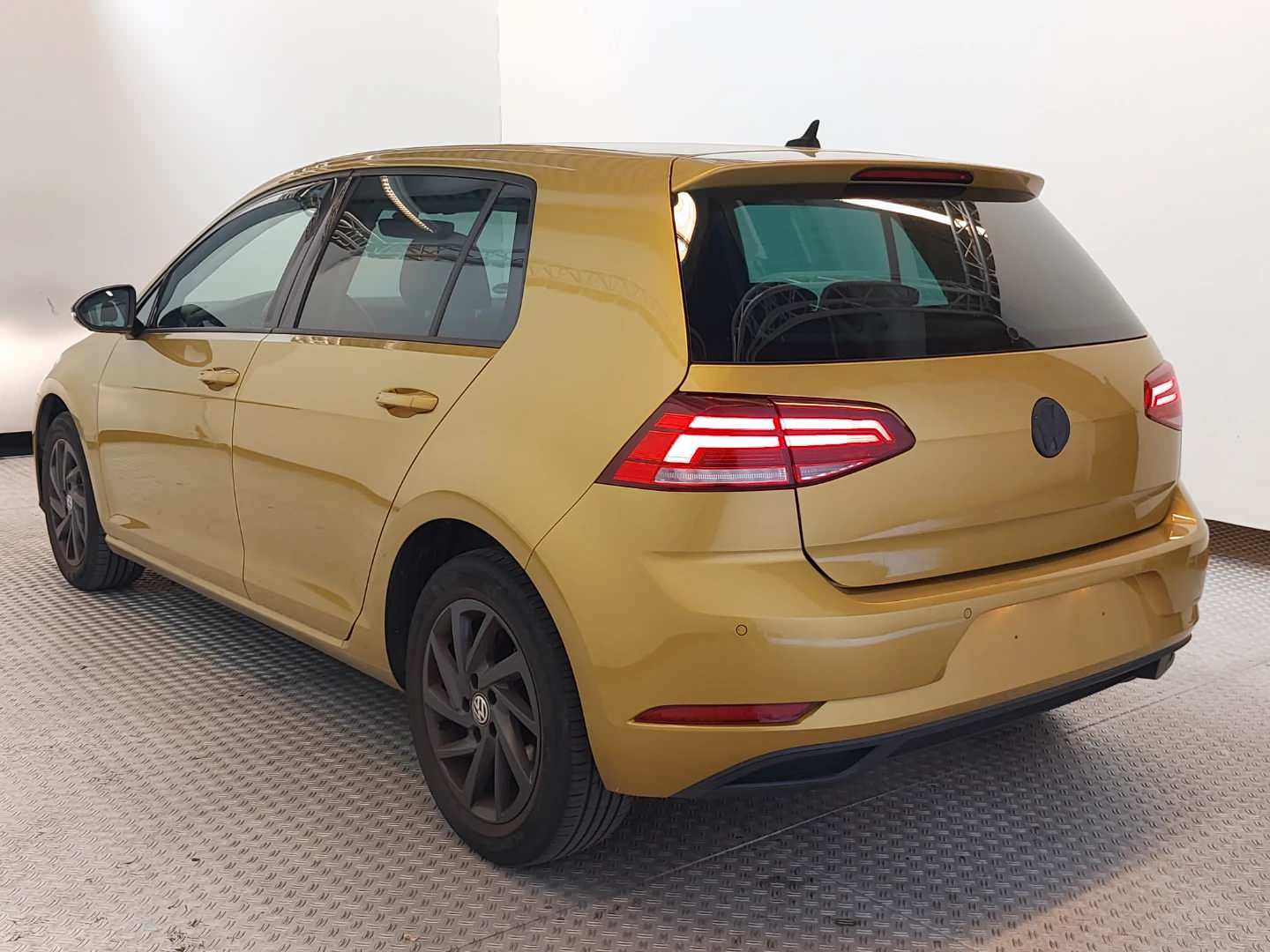 VW Golf 1,0 TSI Join photo
