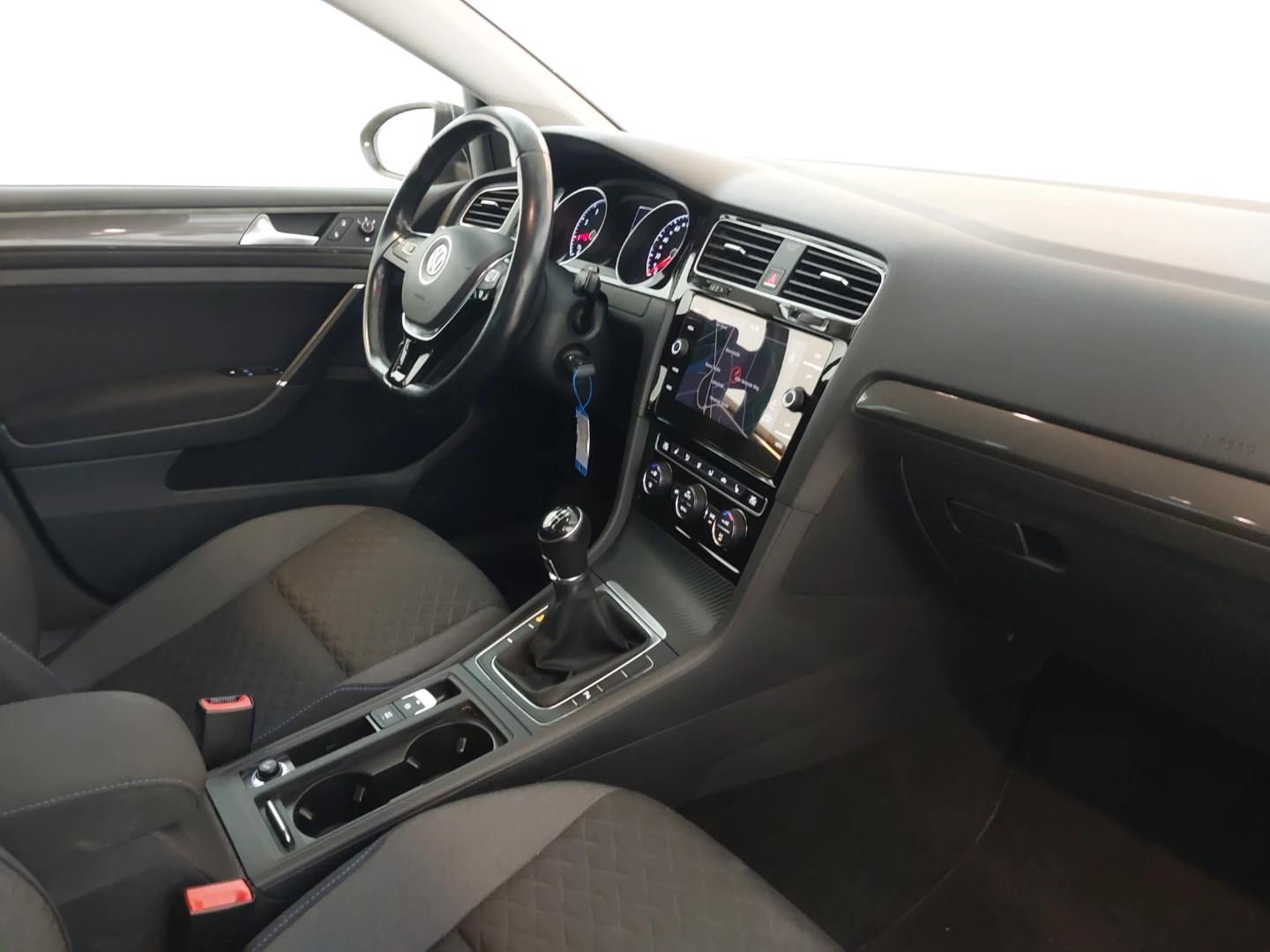 VW Golf 1,0 TSI Join photo