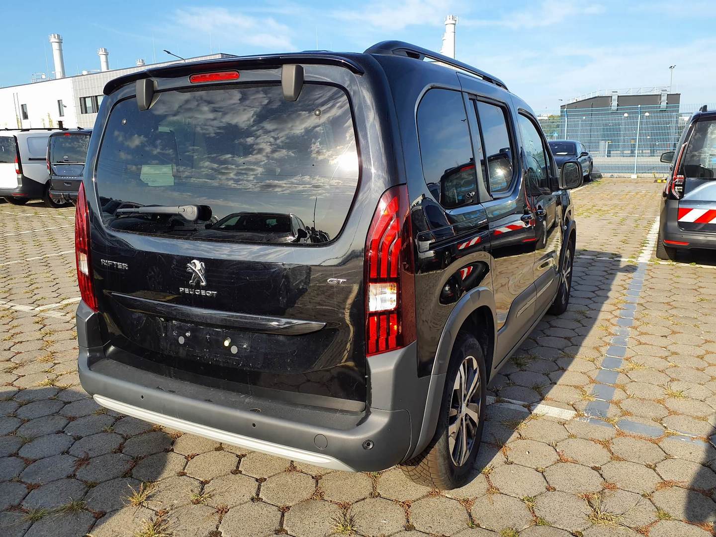 Peugeot Rifter GT L1 1,5 BlueHDi photo