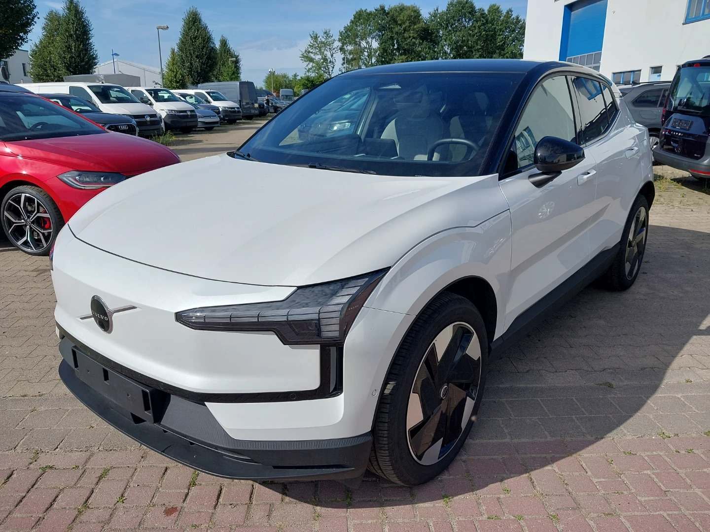 Volvo EX30 69 kWh Single Motor Extended Range Ultra