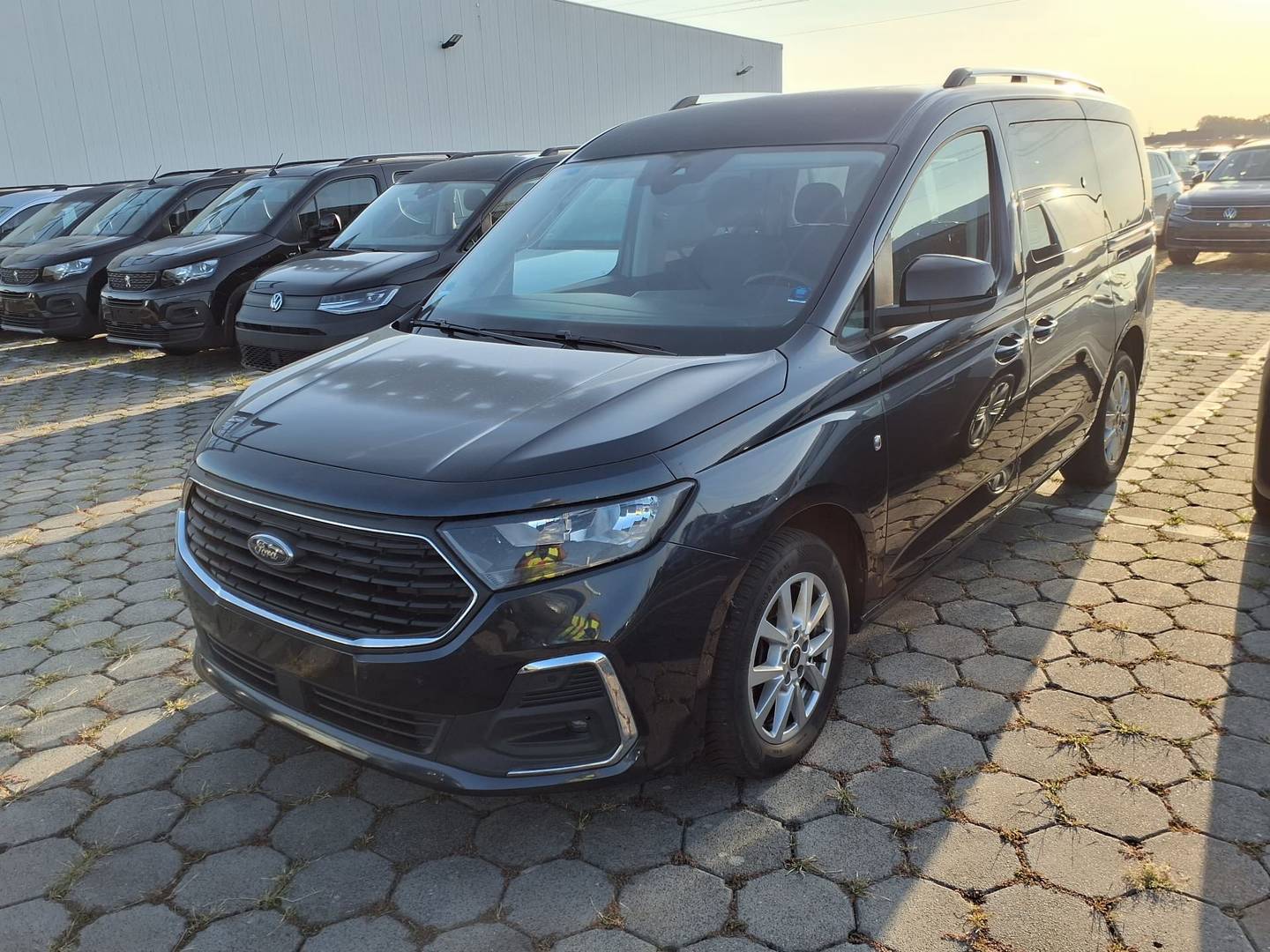 Ford Grand Tourneo Connect 2,0 EcoBlue AWD Titanium