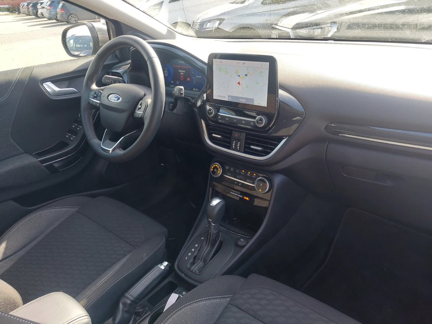 Ford Puma 1,0 EcoBoost Hybrid DCT Titanium photo
