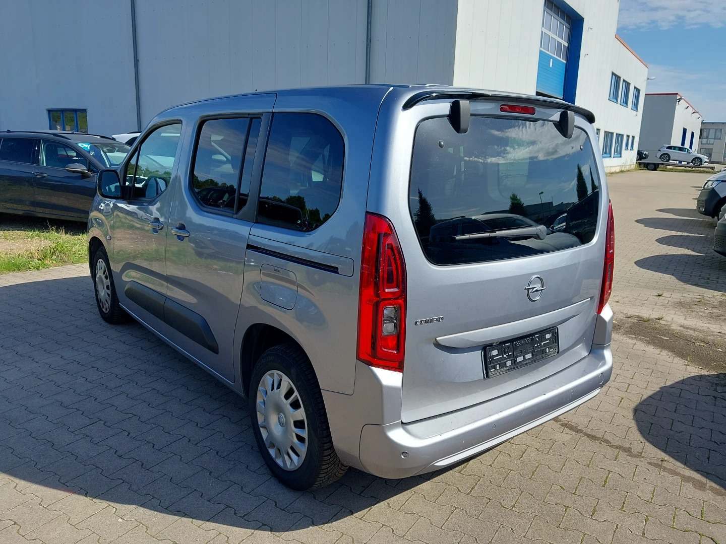 Opel Combo Life KR 1,5 Diesel Elegance photo