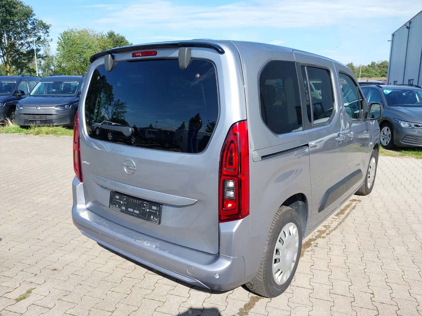Opel Combo Life KR 1,5 Diesel Elegance photo