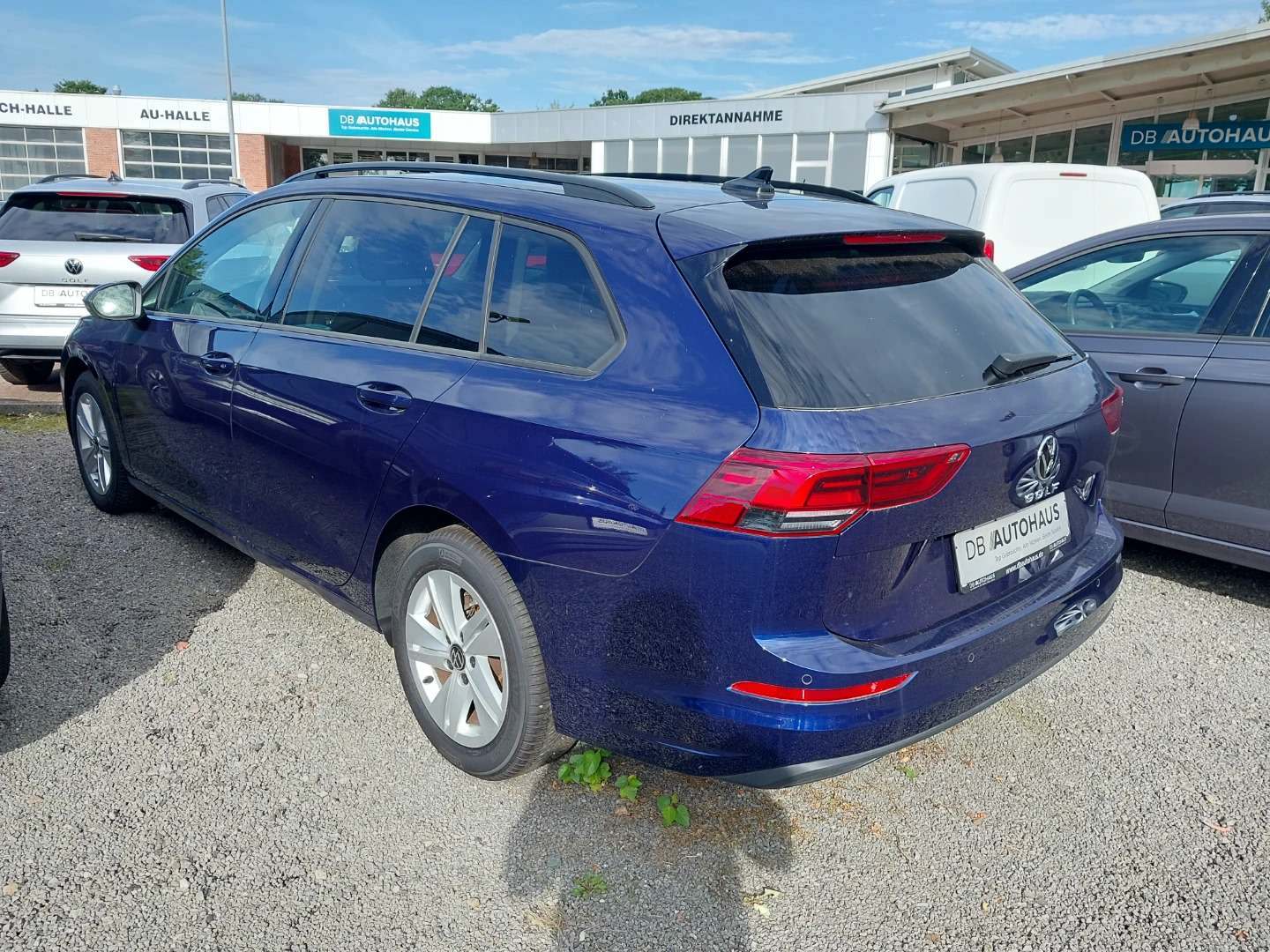 VW Golf Variant 1,0 TSI Life photo
