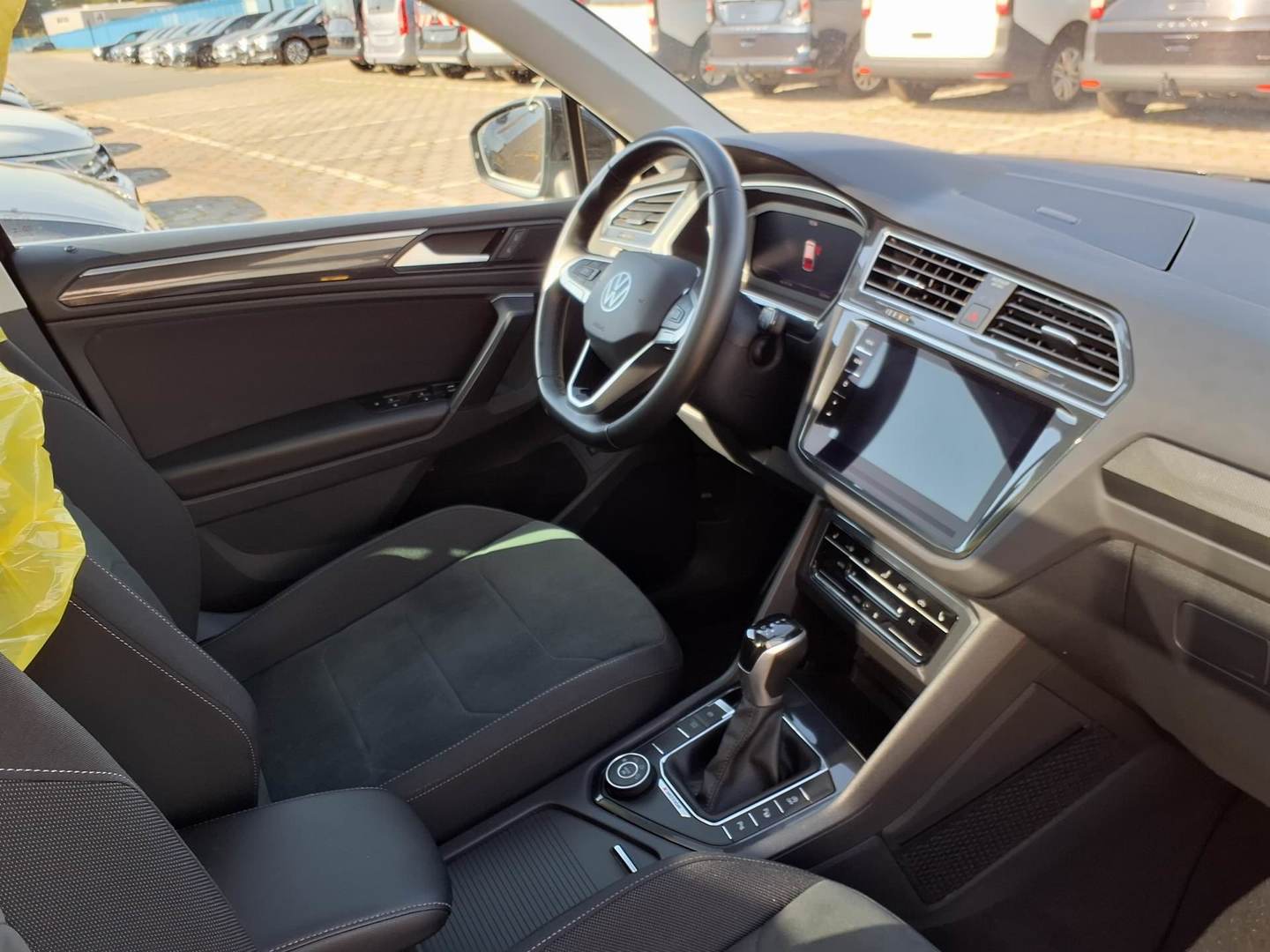 VW Tiguan 2,0 TSI 4MOTION DSG Elegance photo