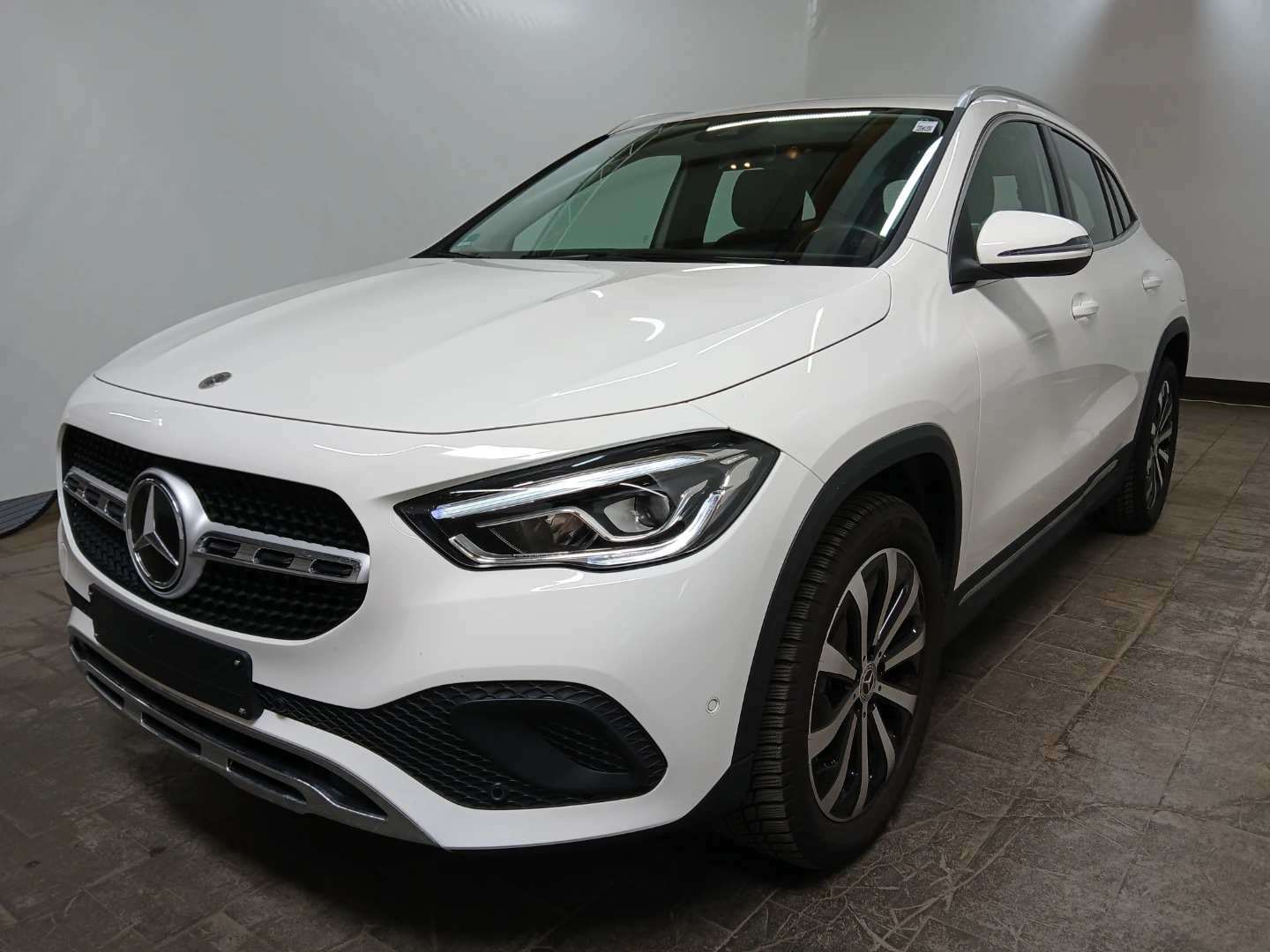 Mercedes-Benz GLA 250 8G-DCT Progressive