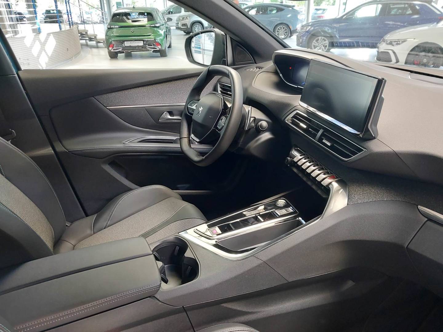 Peugeot 5008 1,5 BlueHDi Automatik Allure photo