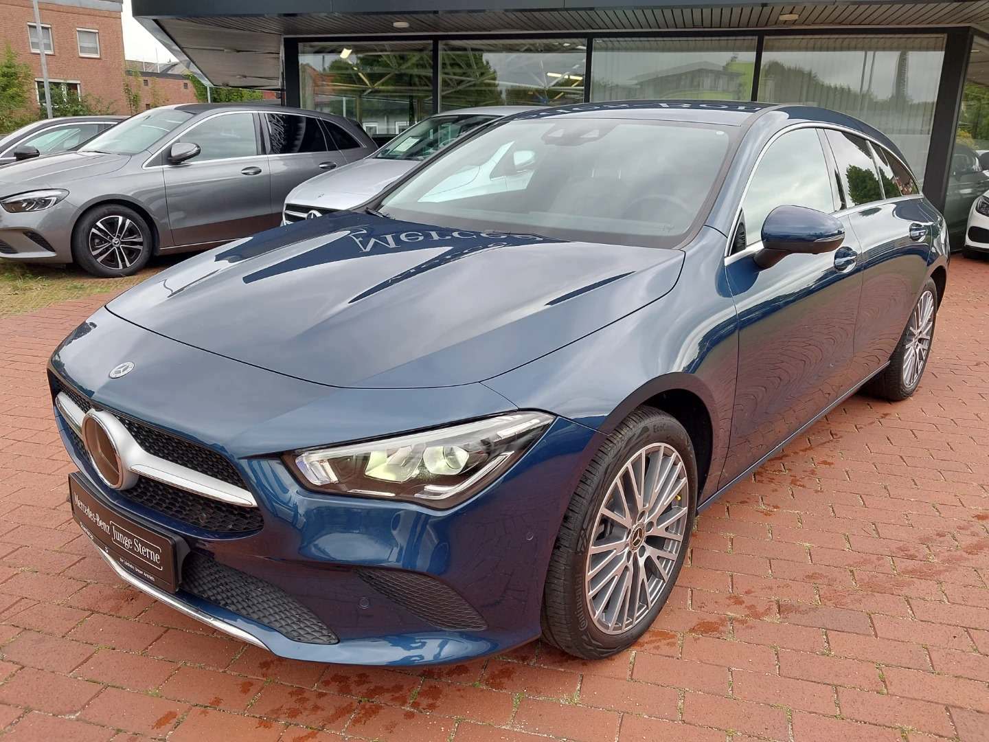 Mercedes-Benz CLA Shooting Brake 250 e Hybrid DCT Progressive