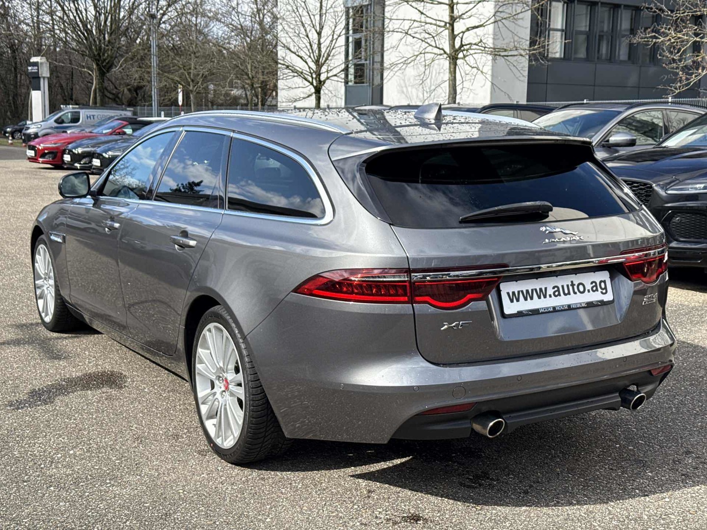 Jaguar XF Sportbrake D240 AWD Automatik Portfolio photo