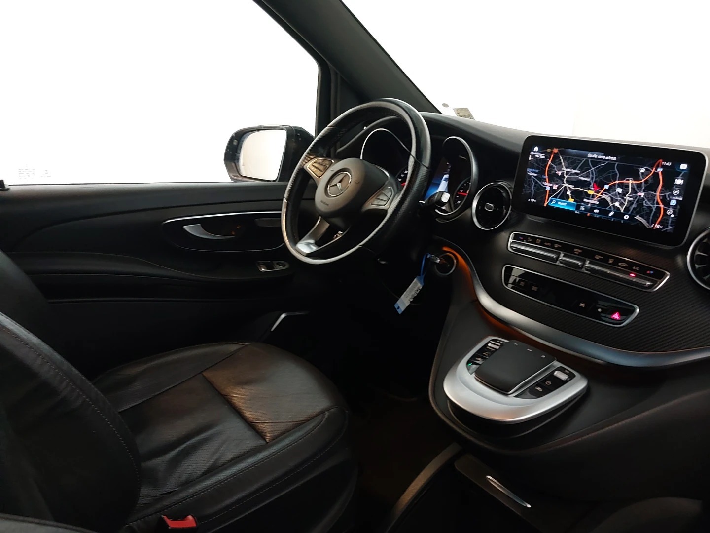 Mercedes-Benz V 300 d lang 9G-TRONIC Avantgarde Edition 2021 photo