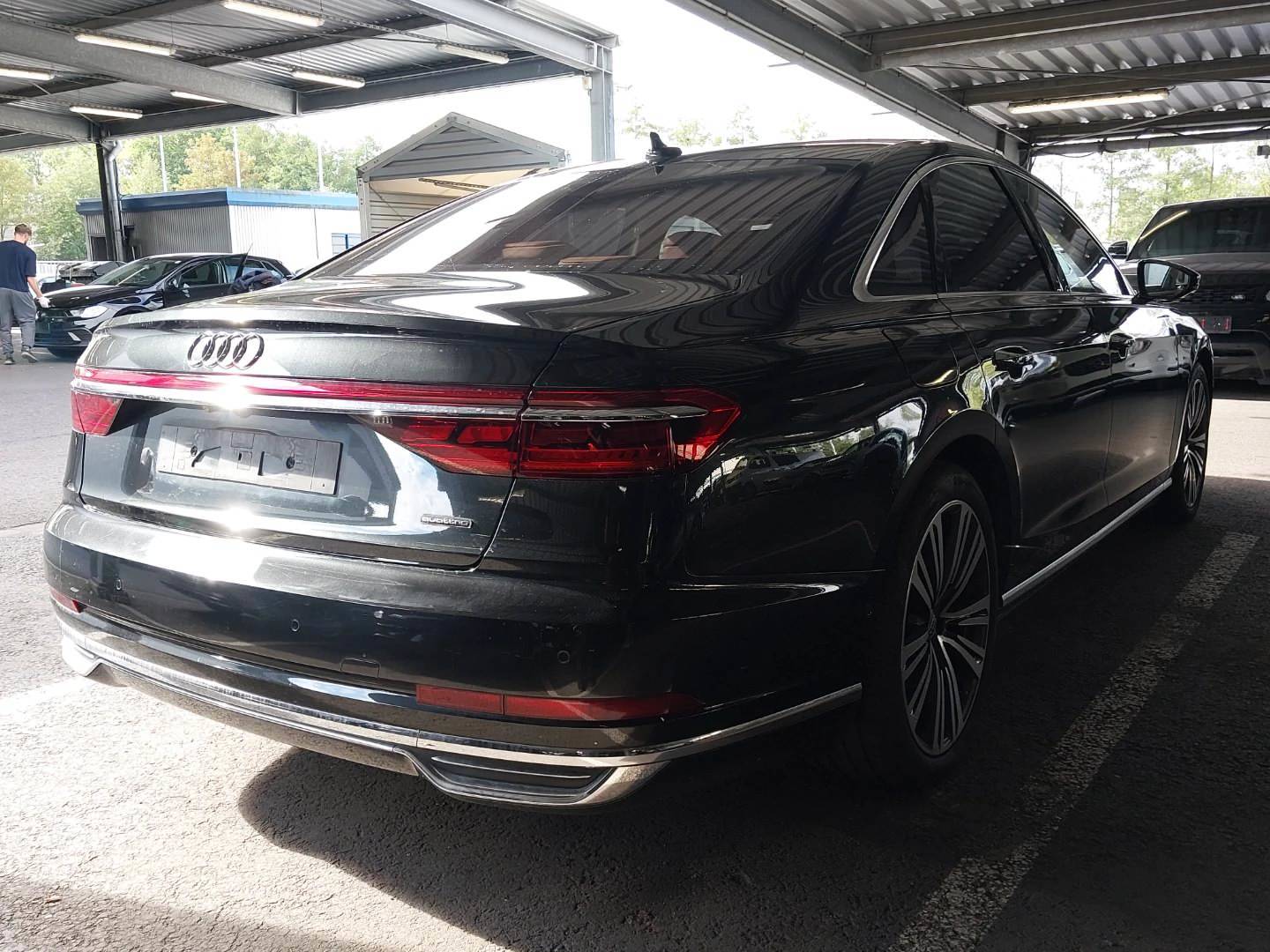 Audi A8 50 TDI quattro Tiptronic  photo