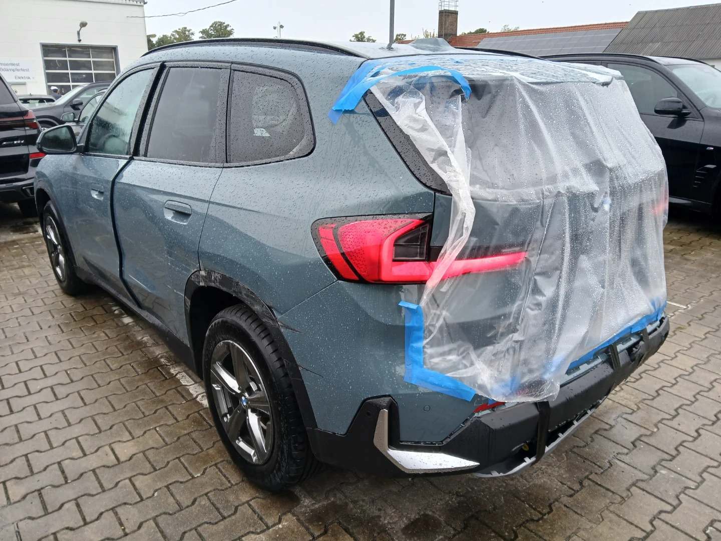 BMW X1 sDrive20i DKG-Steptronic photo