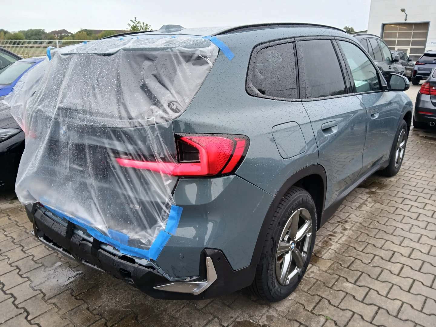 BMW X1 sDrive20i DKG-Steptronic photo