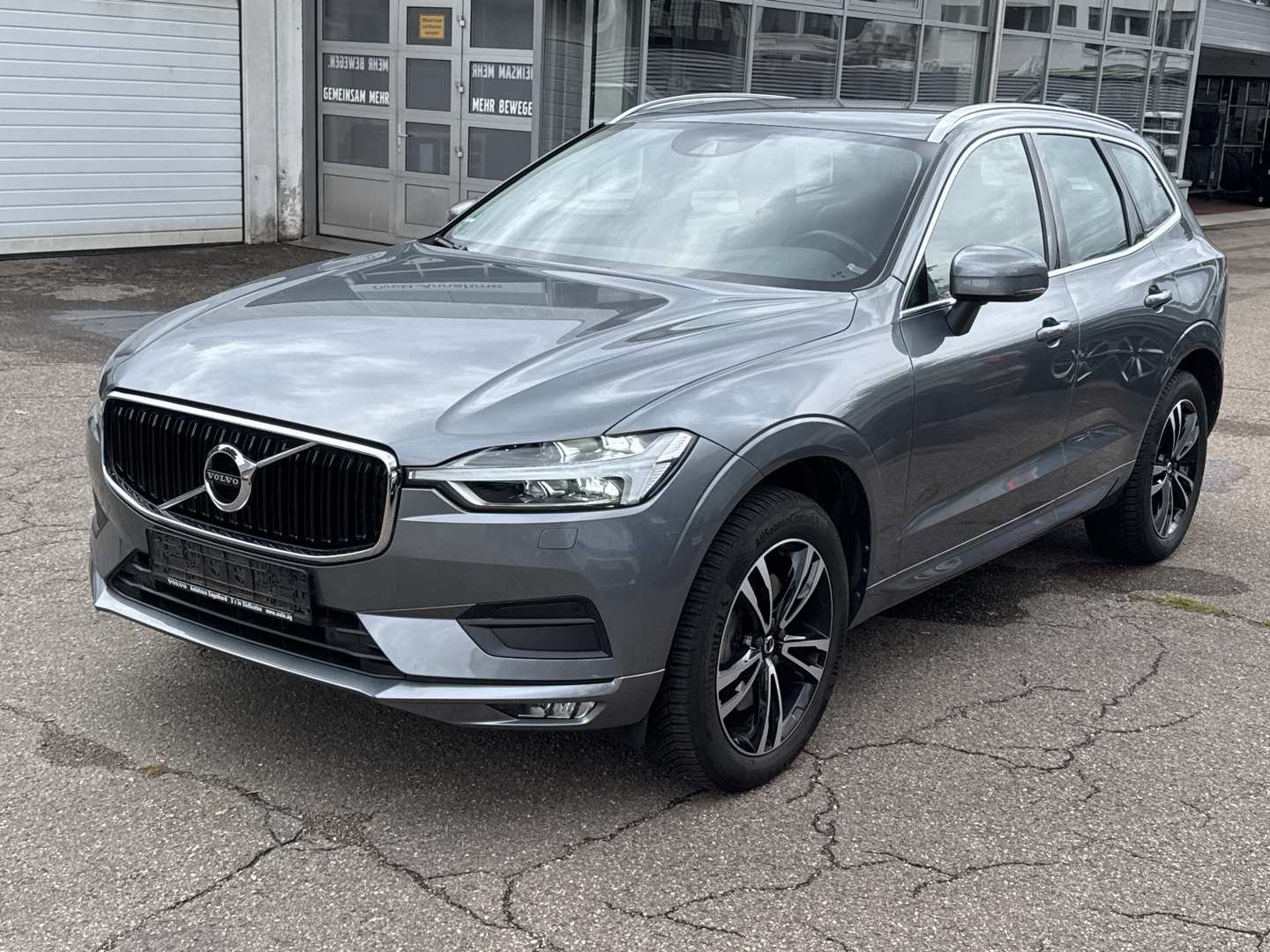 Volvo XC60 B5 AWD Geartronic Momentum Pro